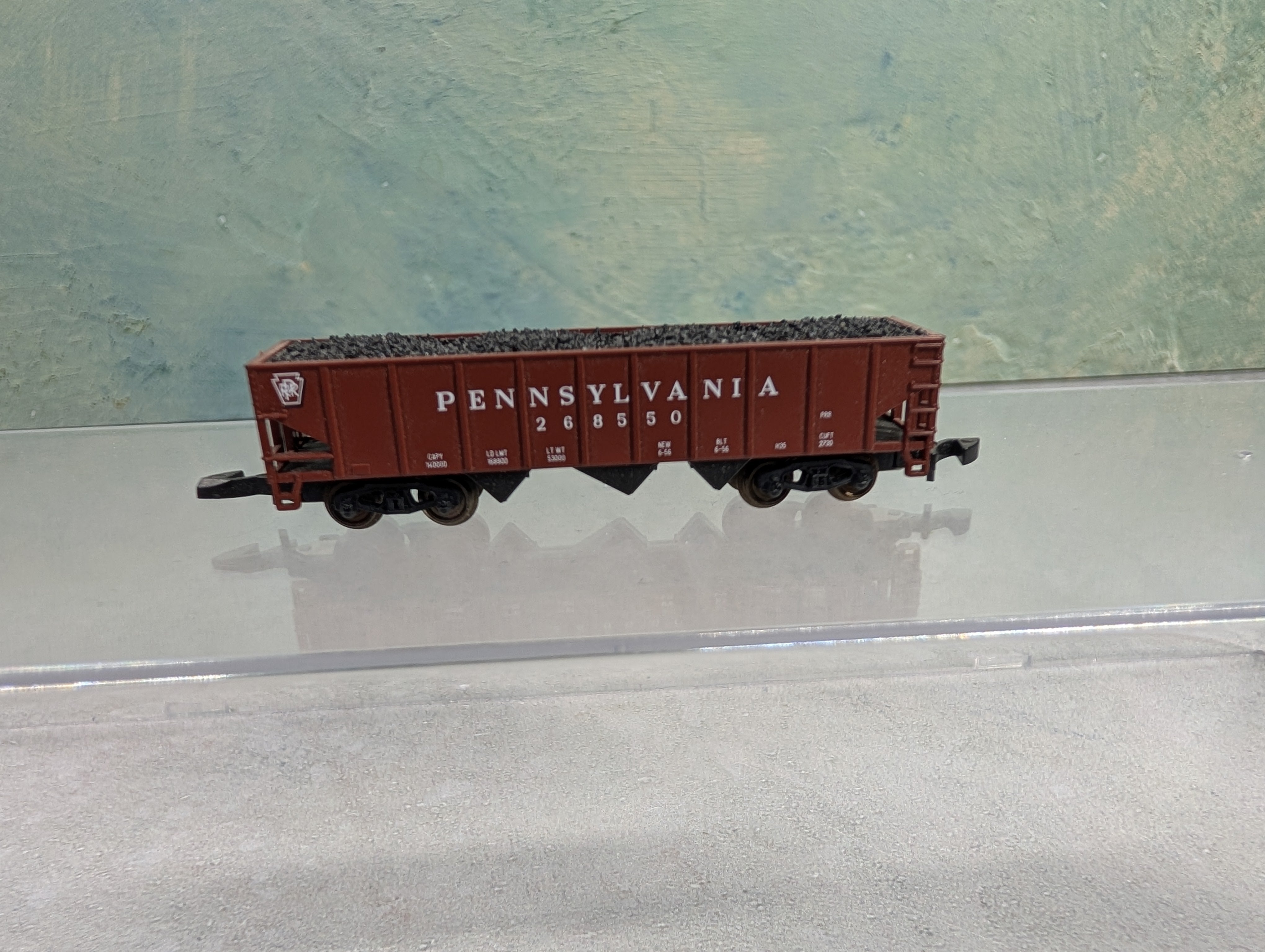 USED Marklin Z Scale H35 Coal Hopper Pennsylvania #268550