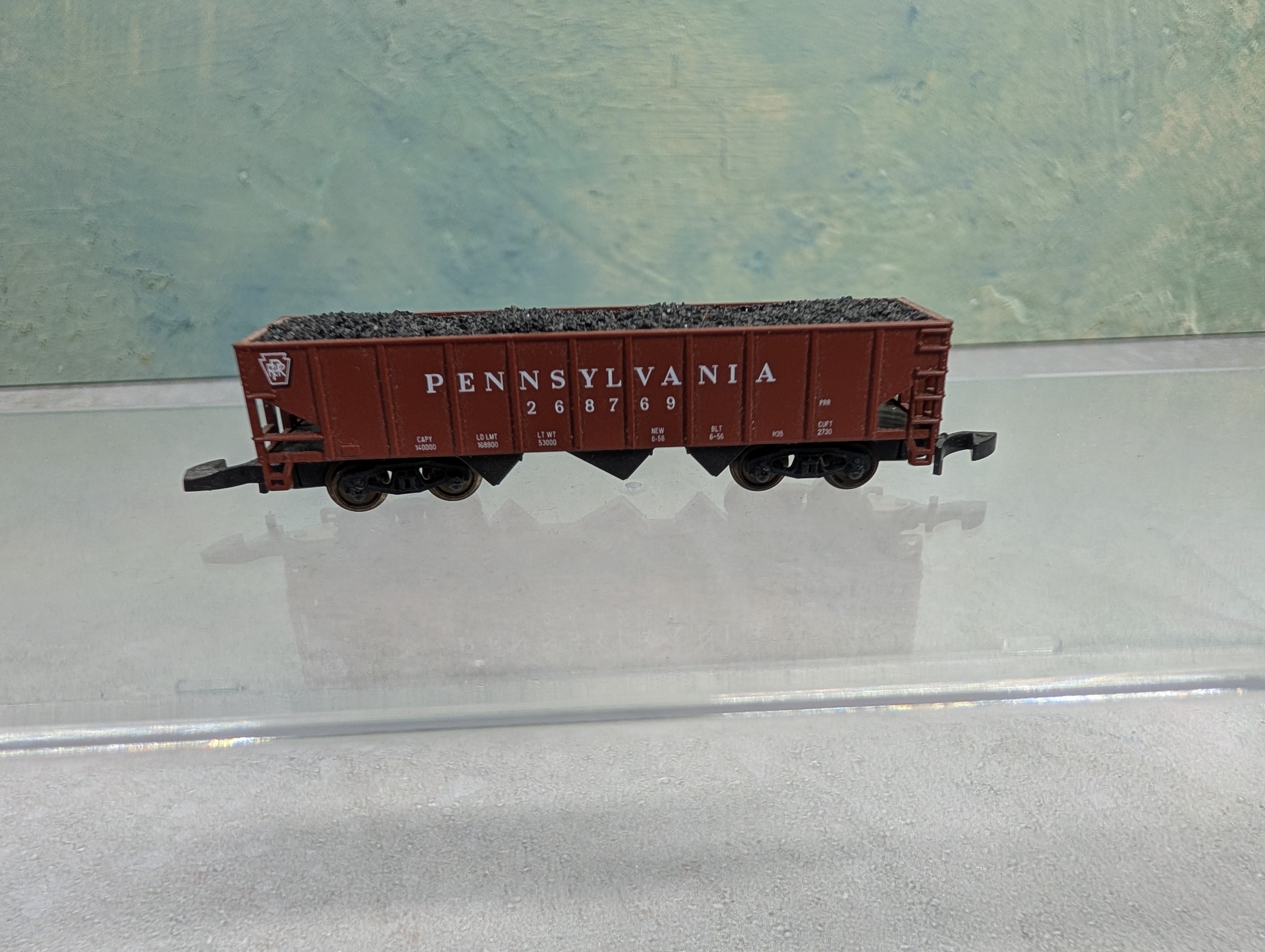 USED Marklin Z Scale H35 Coal Hopper Pennsylvania #268769