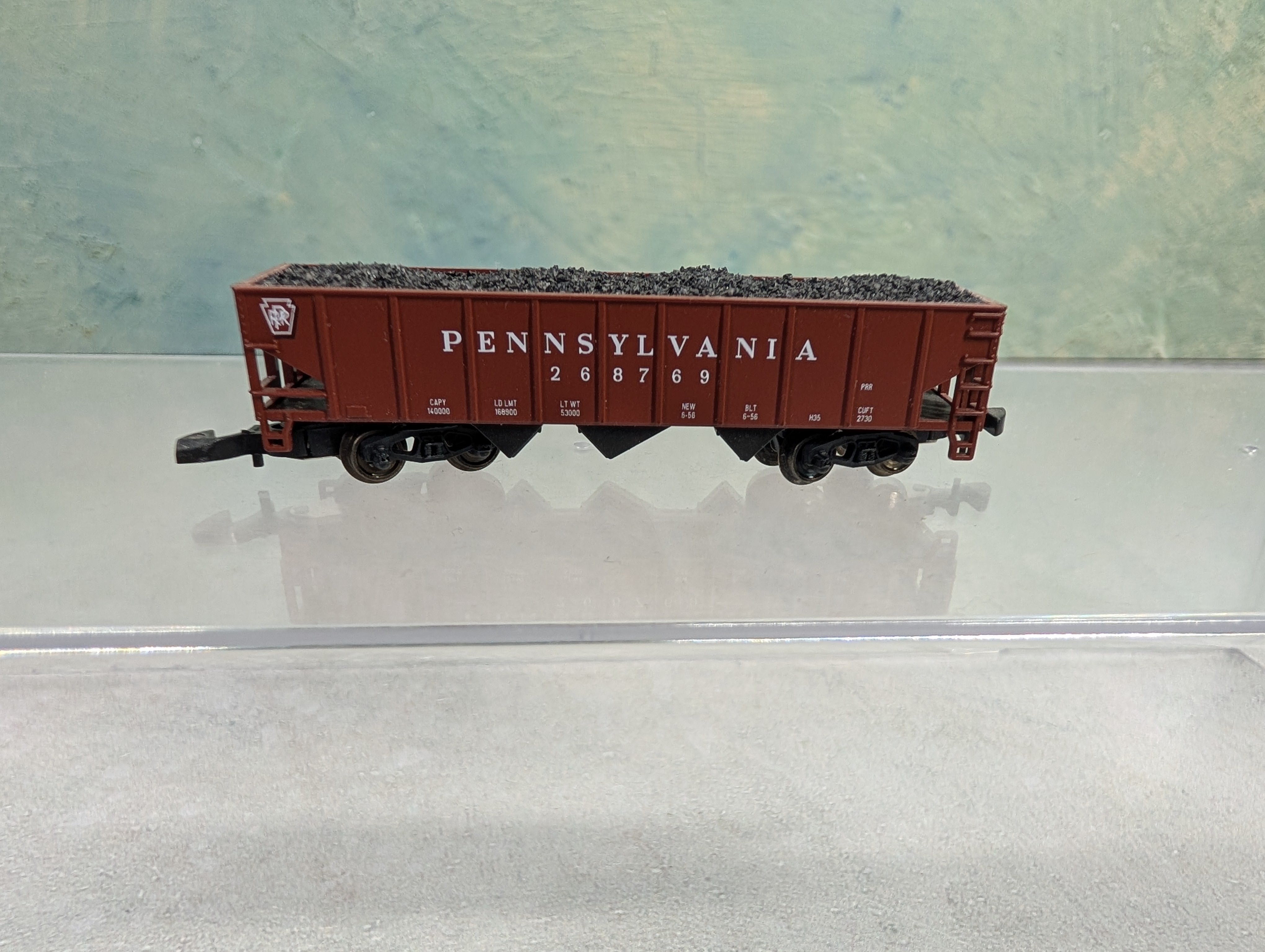 USED Marklin Z Scale H35 Coal Hopper Pennsylvania #268769