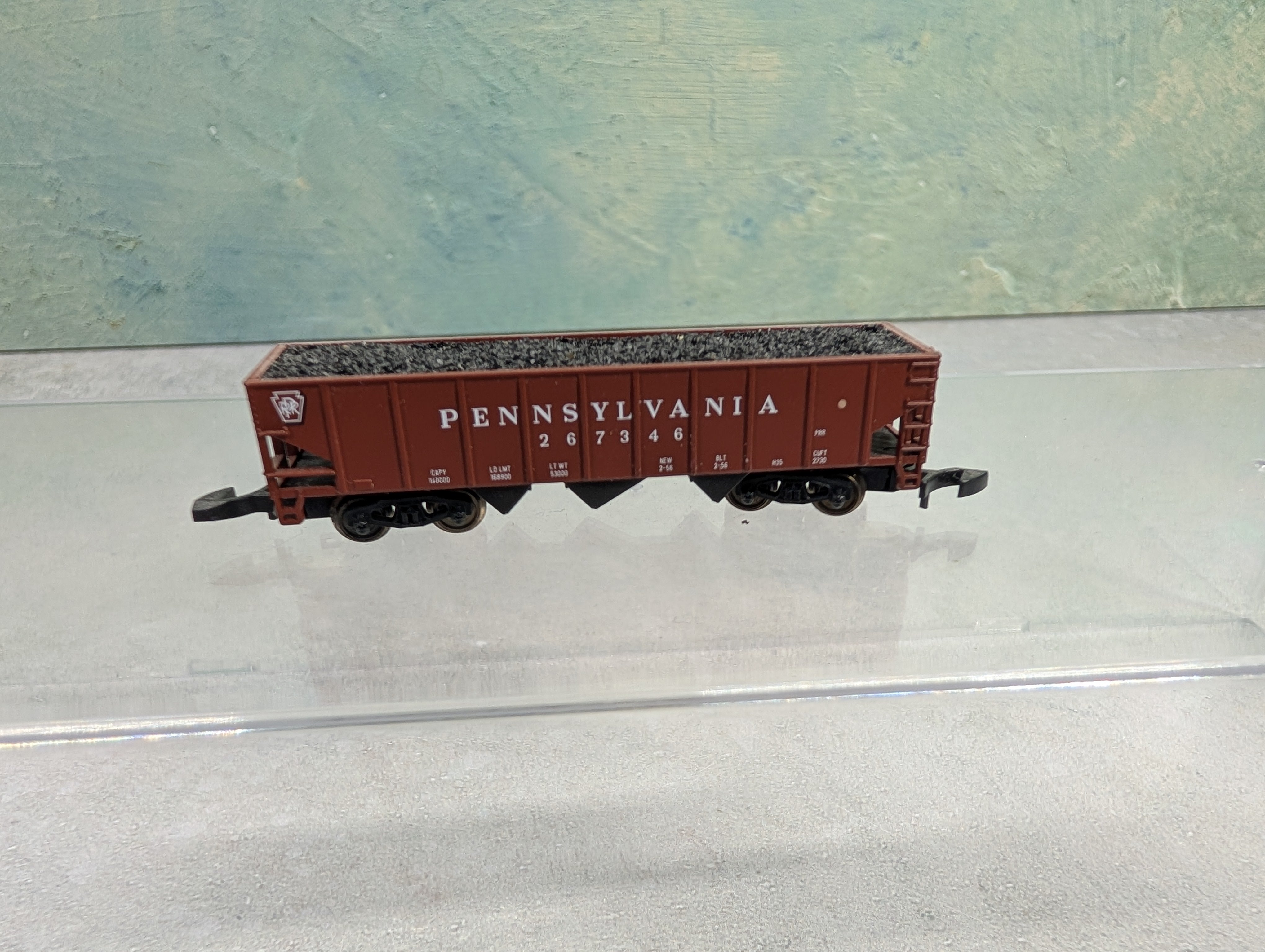 USED Marklin Z Scale H35 Coal Hopper Pennsylvania #267346