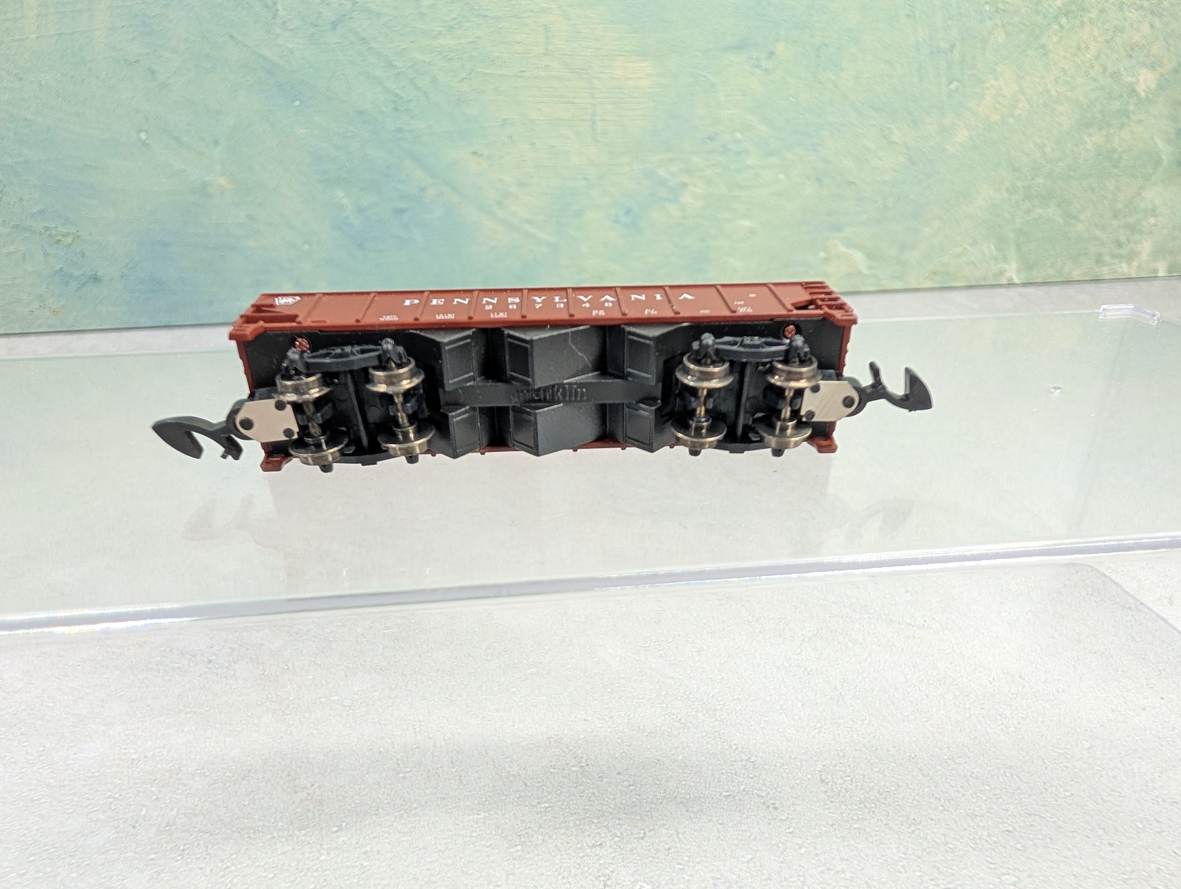 USED Marklin Z Scale H35 Coal Hopper Pennsylvania #267346