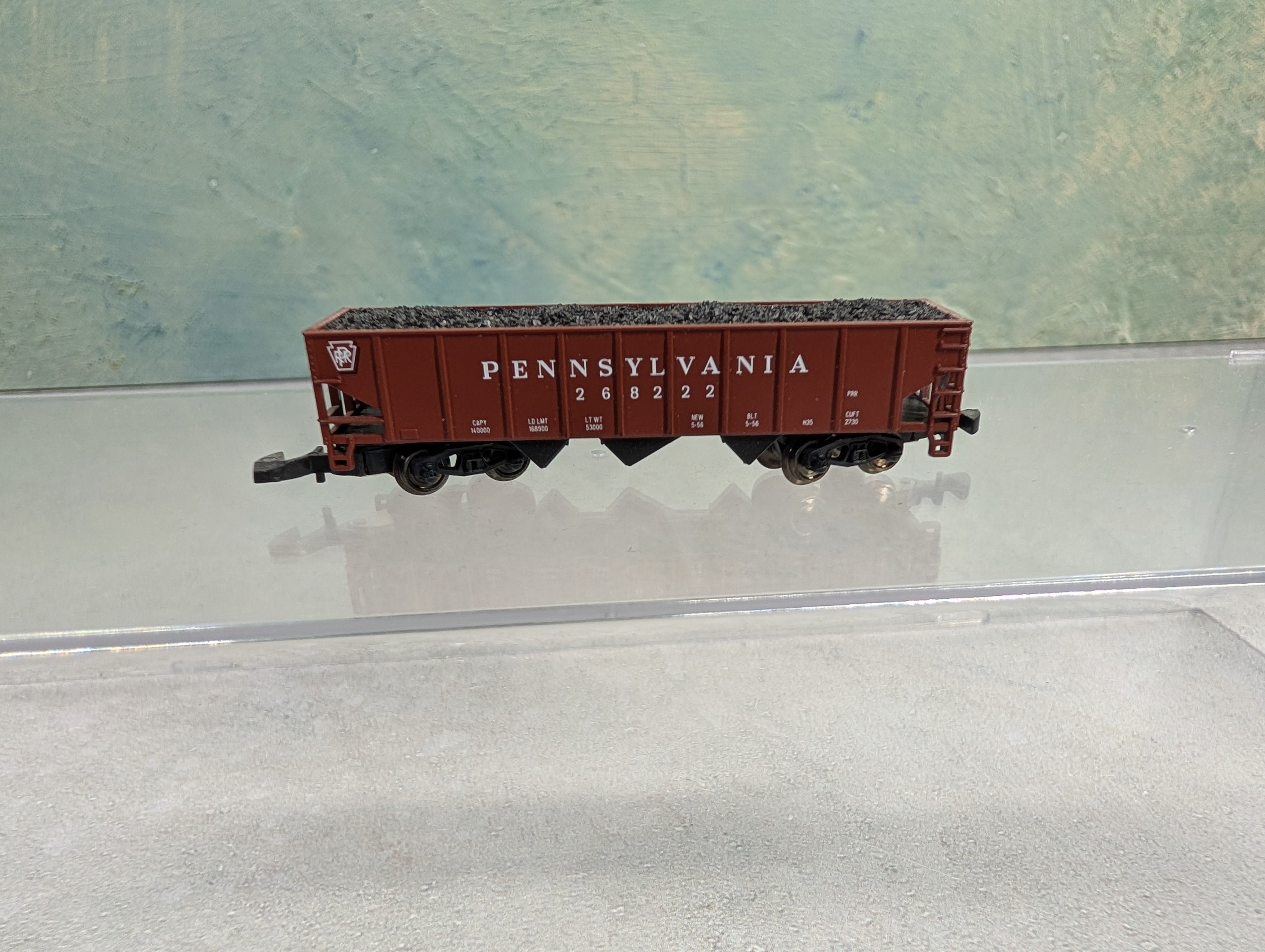 USED Marklin Z Scale H35 Coal Hopper Pennsylvania #268222