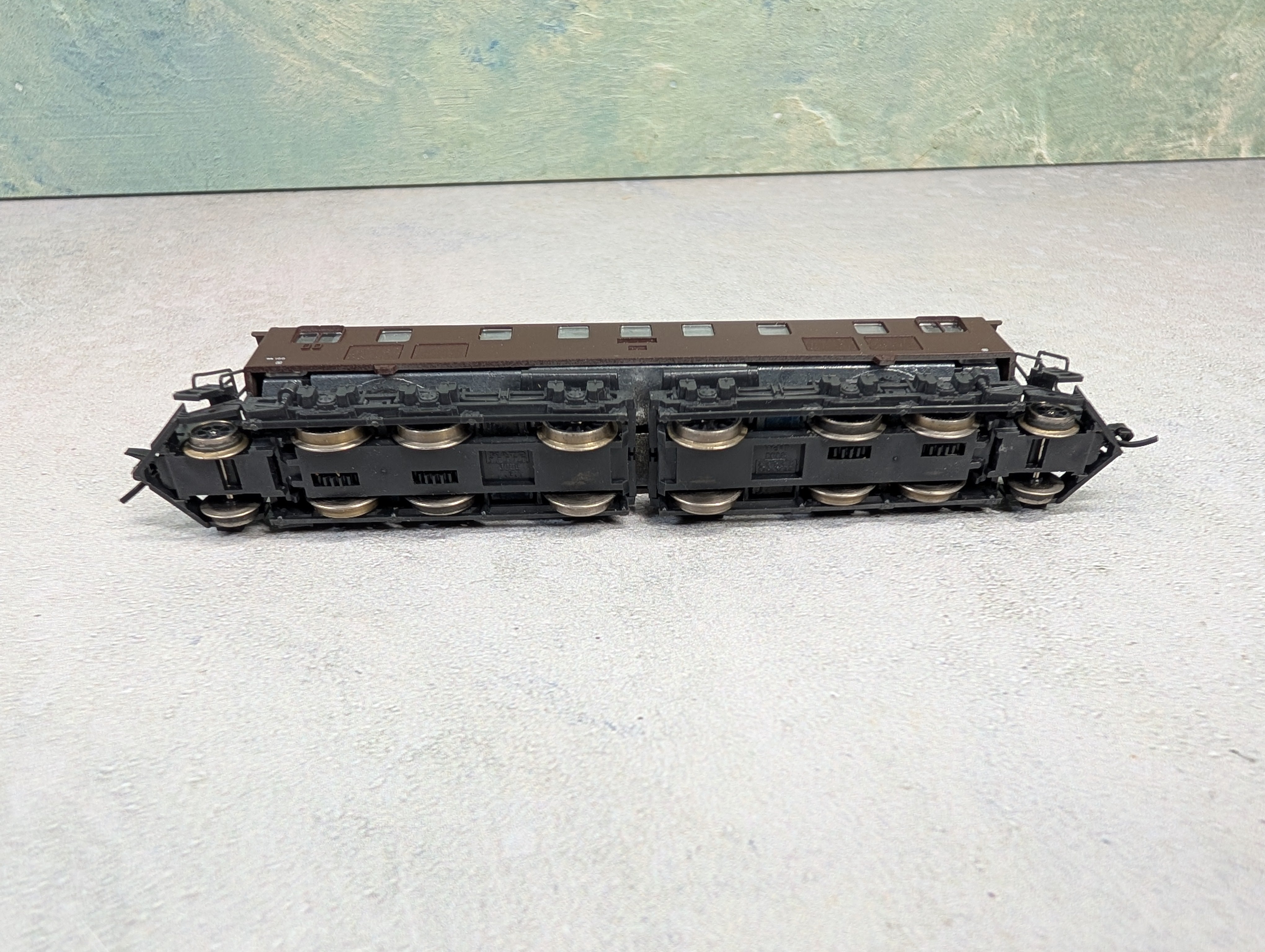 USED KATO N Scale EF15 Electric Locomotive Undecorated Brown Runs Great DC