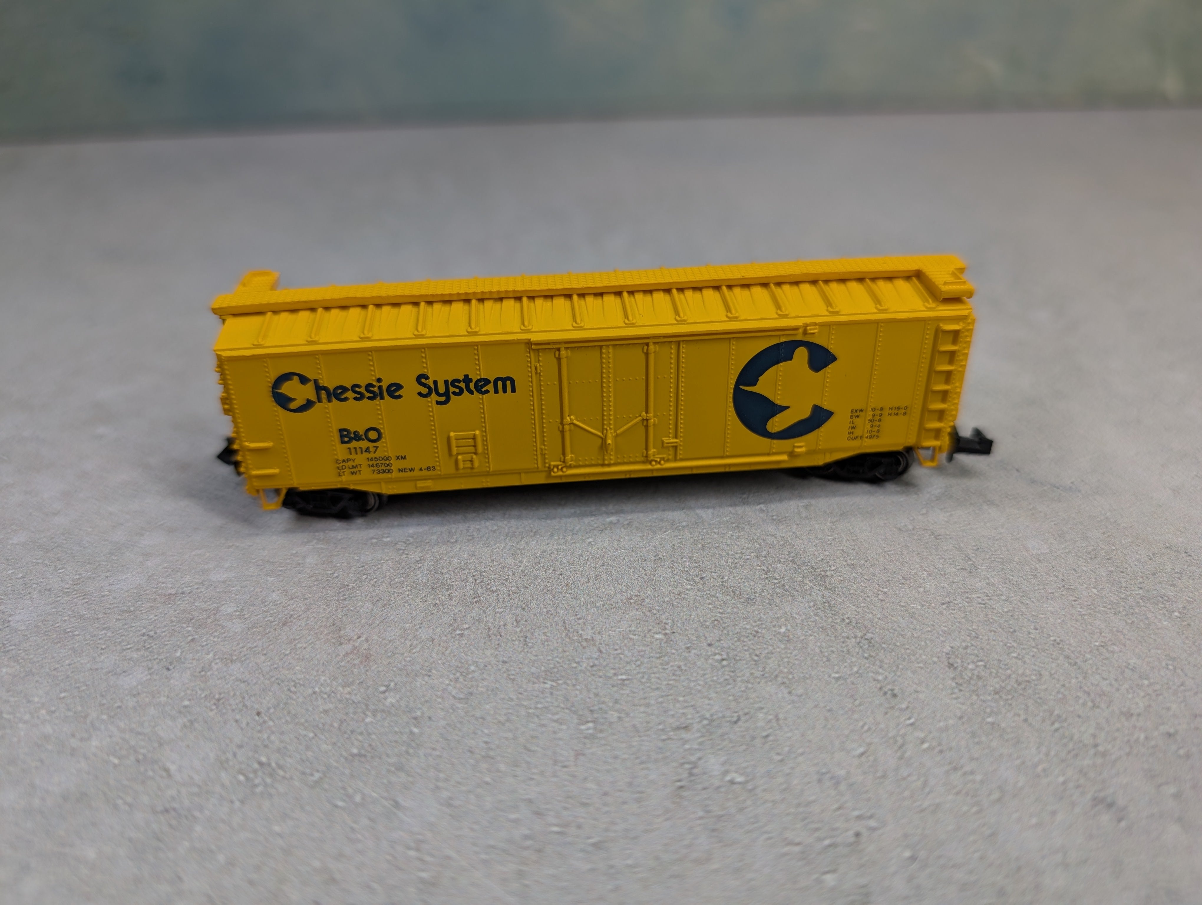 USED Bachmann 71059 N Scale 50' Plug Door Box Car Chessie System B&O #11147
