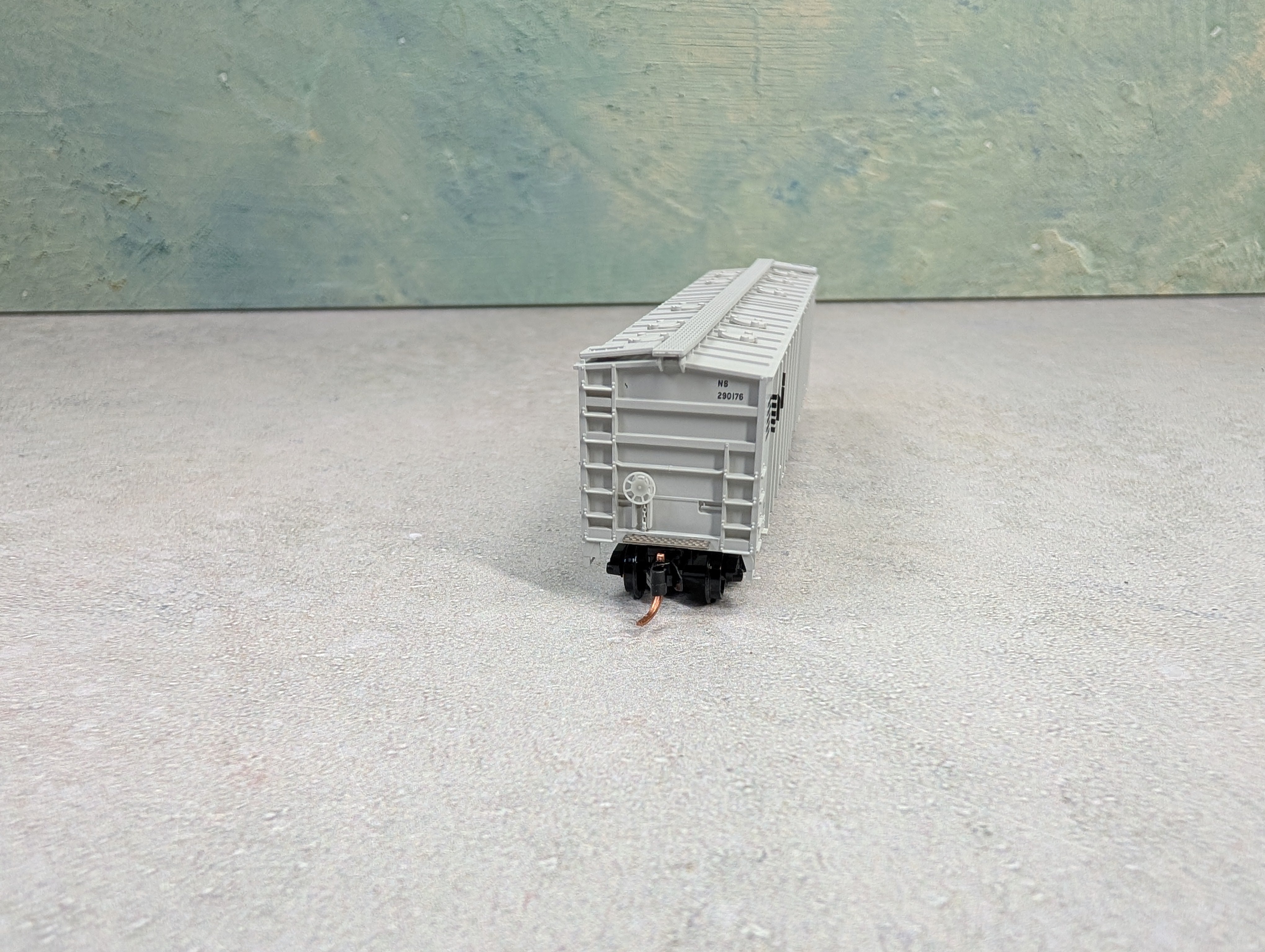 USED Micro-Trains 9800022 N Scale 50' Airslide Hopper Norfolk Southern NS #290176