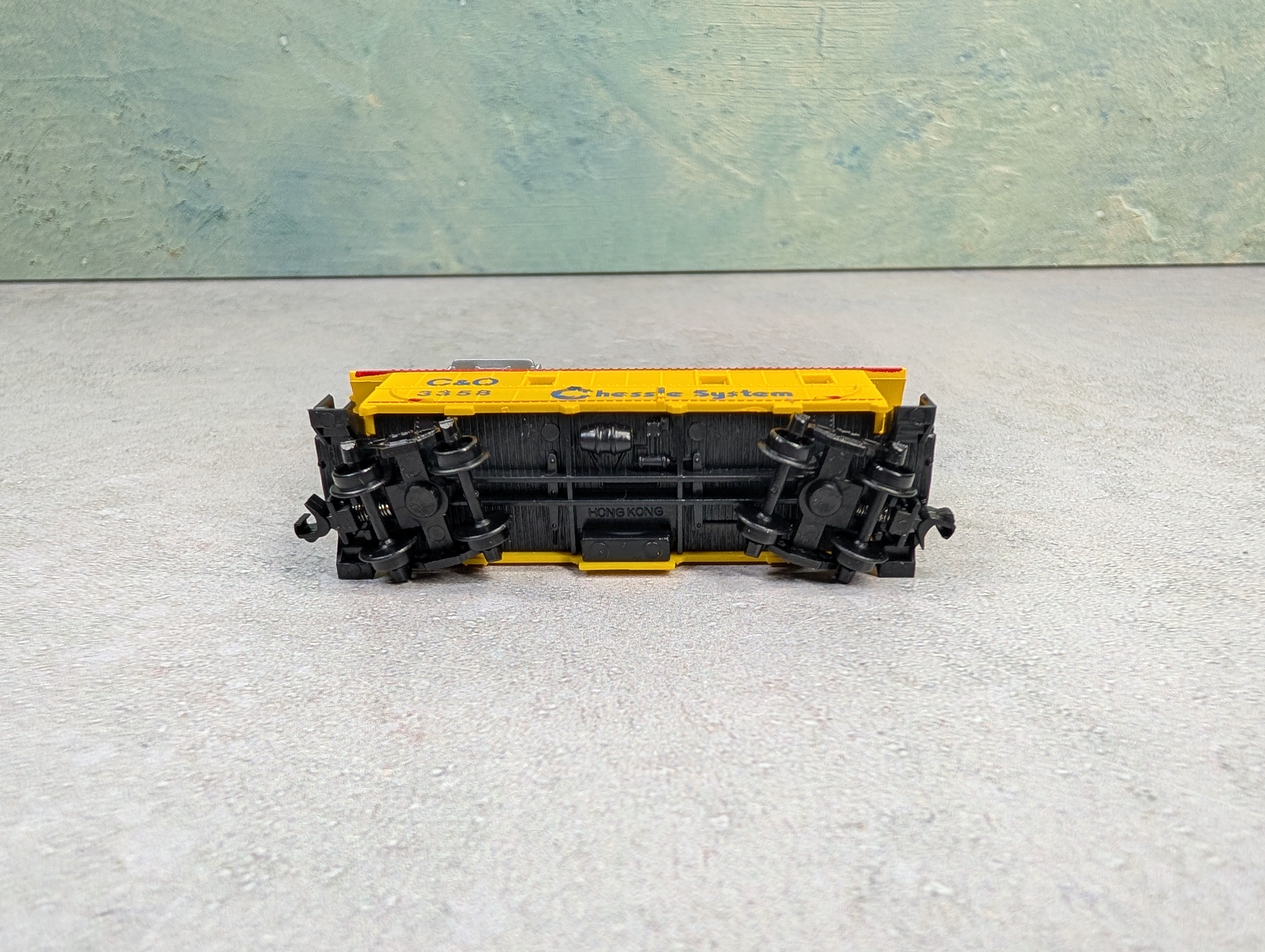 USED Model Power N Scale Caboose w/ Knuckle Couplers Chessie System C&O #3358