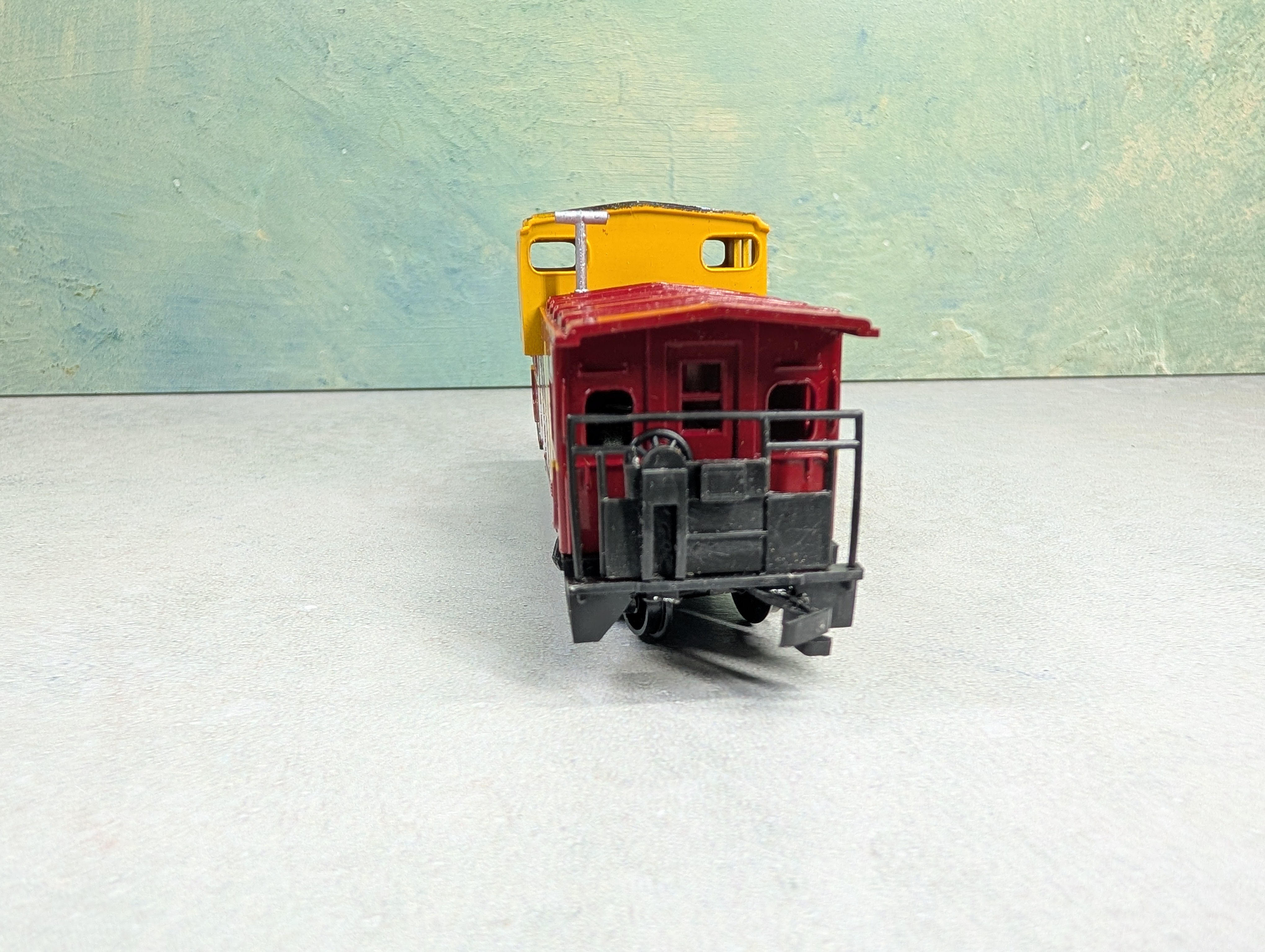 USED Bachmann HO Scale Caboose Santa Fe ATSF #999628