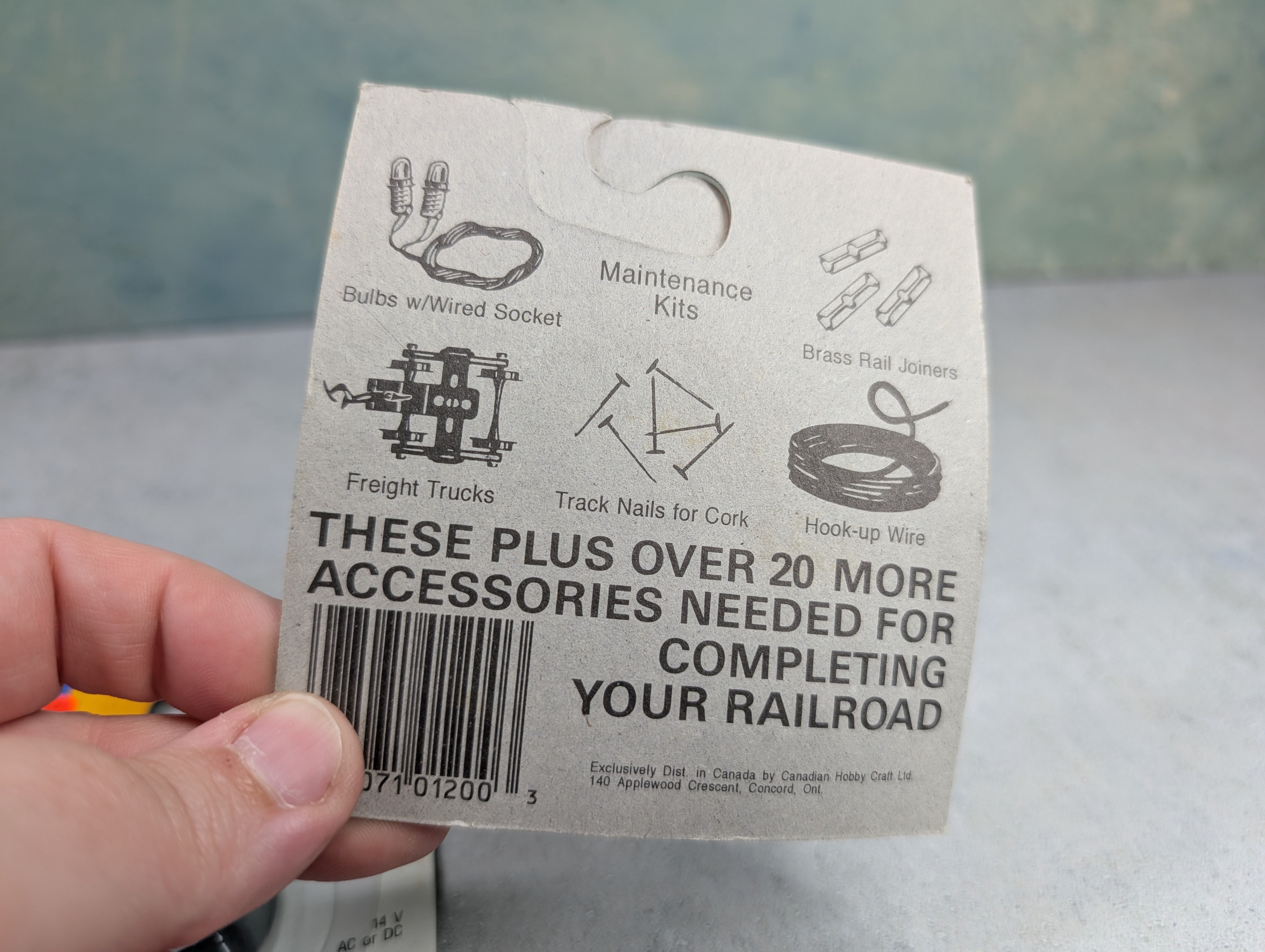 USED Life-Like 1200 MULTI Scale All-Purpose Model Train House Light (2 pcs)