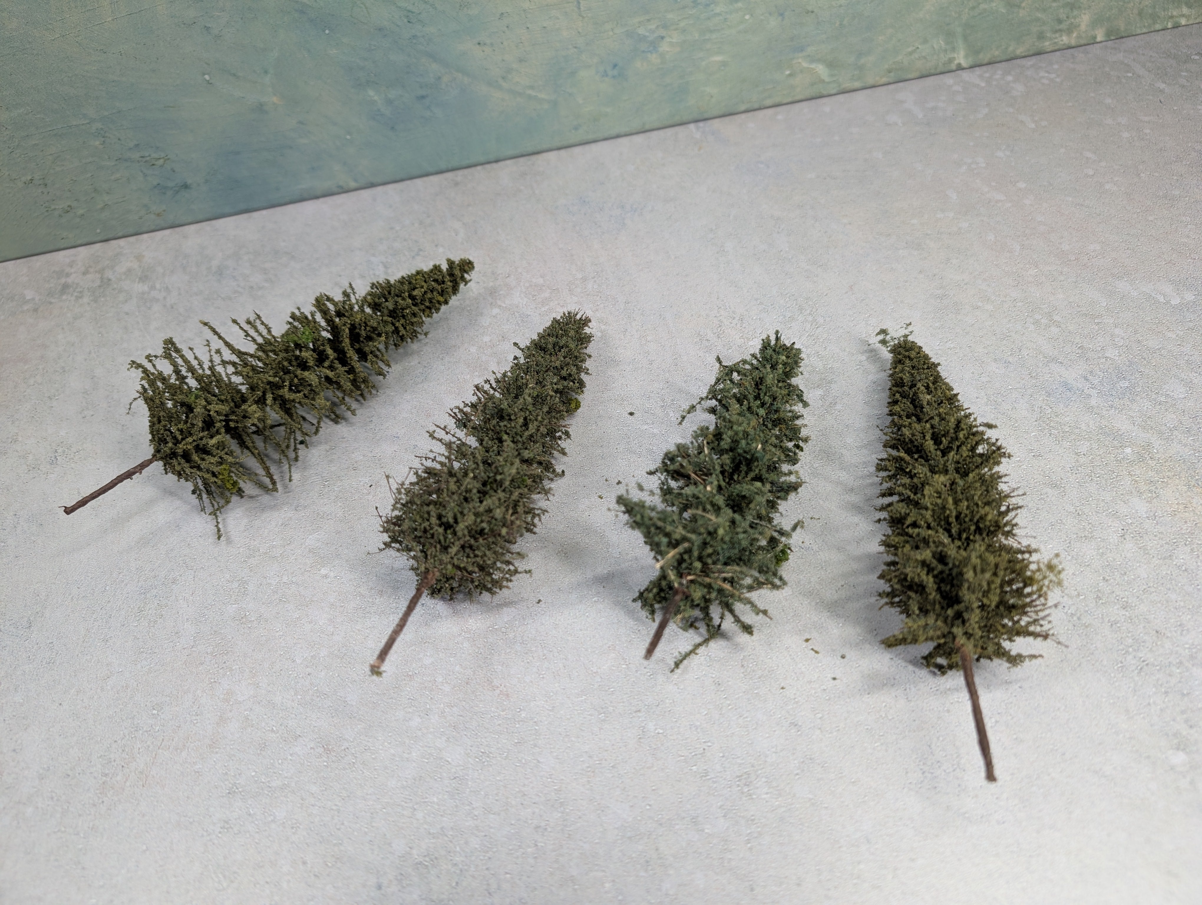 USED MULTI Scale Lot of Trees