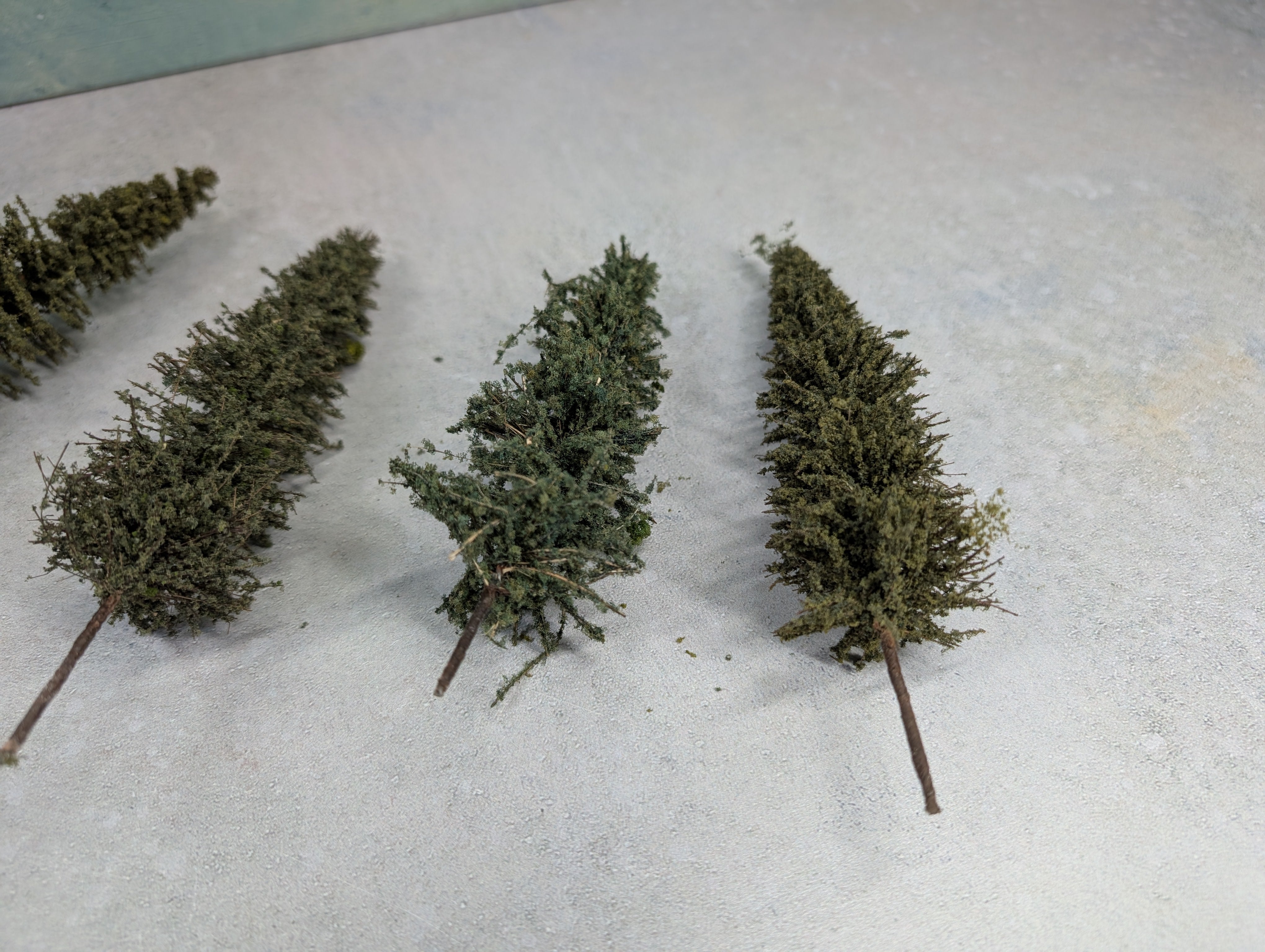 USED MULTI Scale Lot of Trees