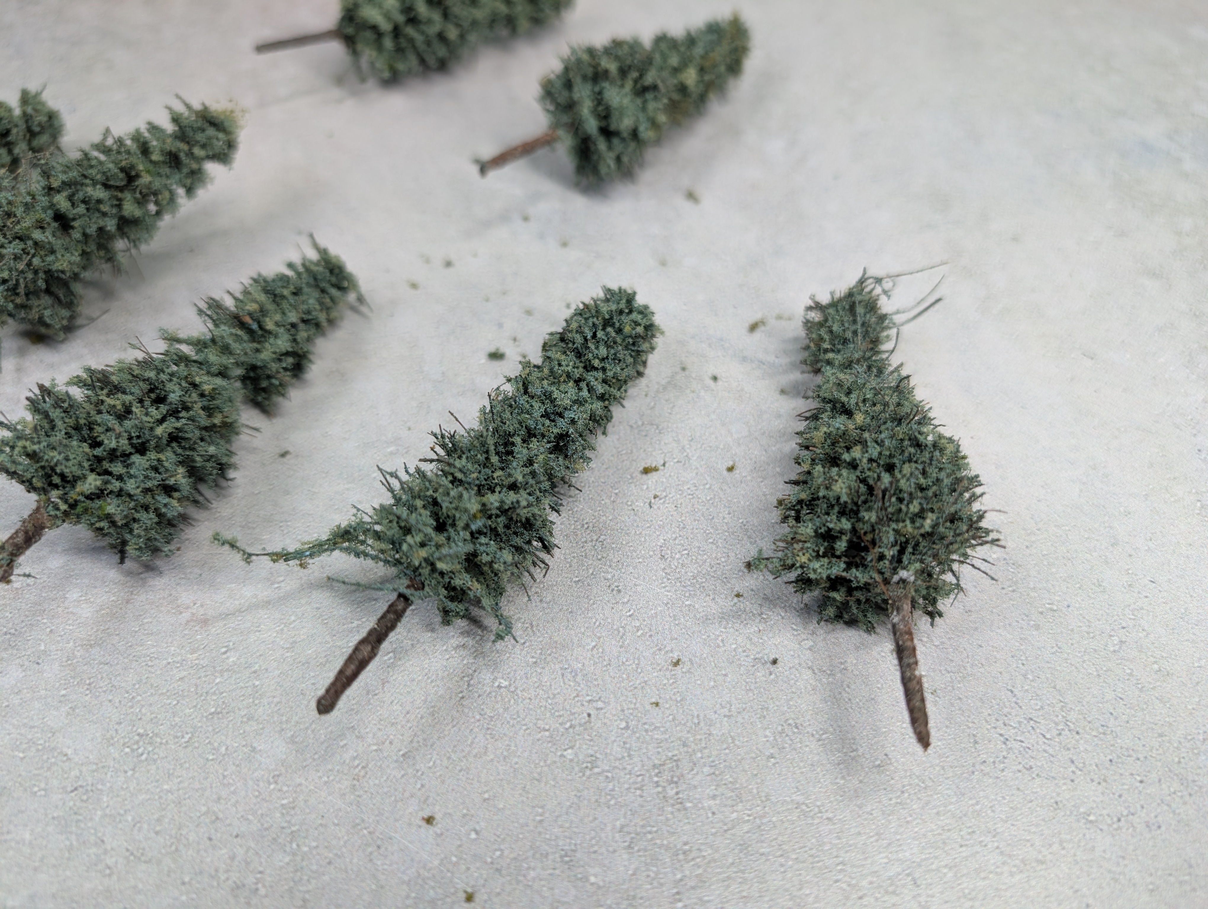 USED MULTI Scale Lot of Trees