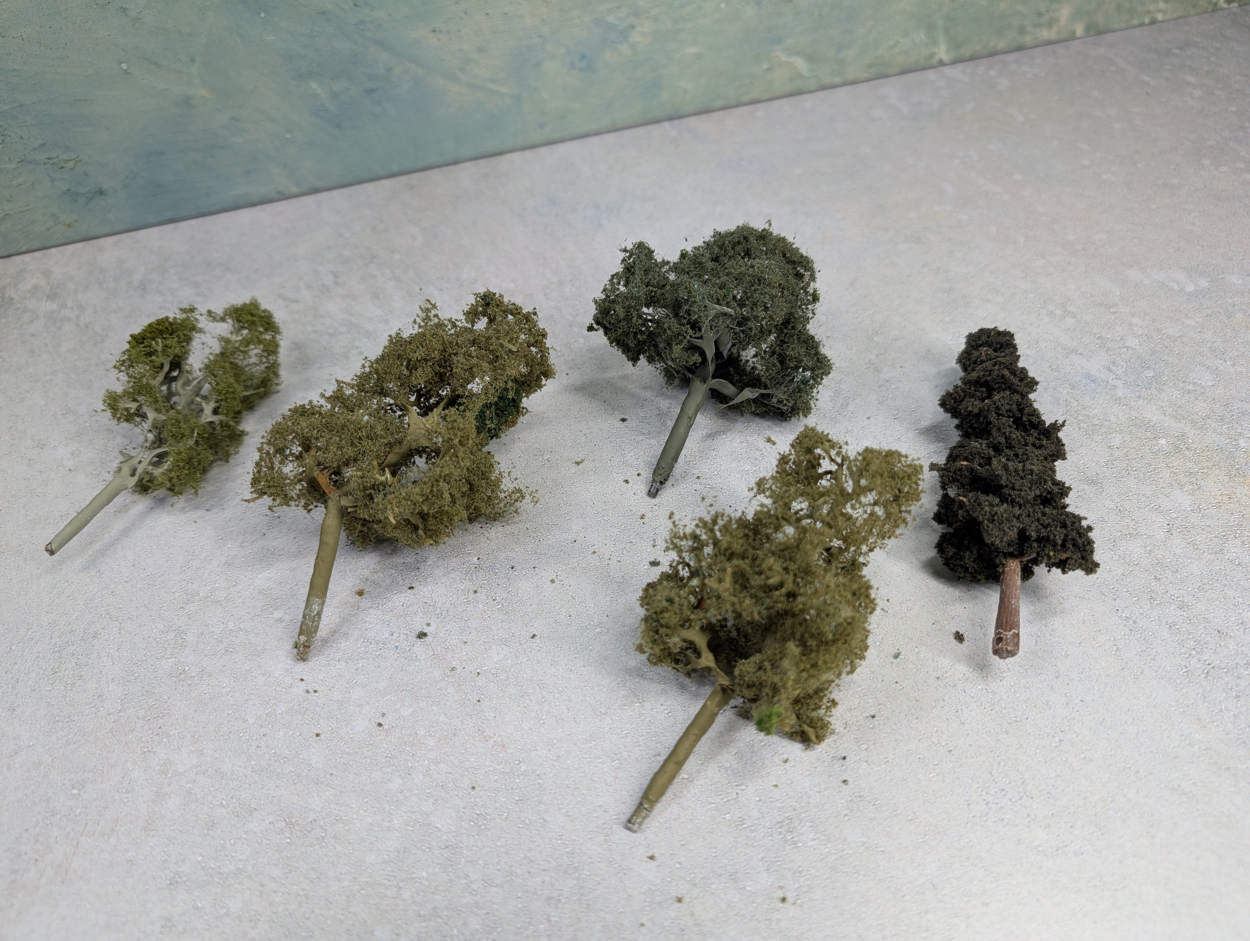 USED MULTI Scale Lot of Trees