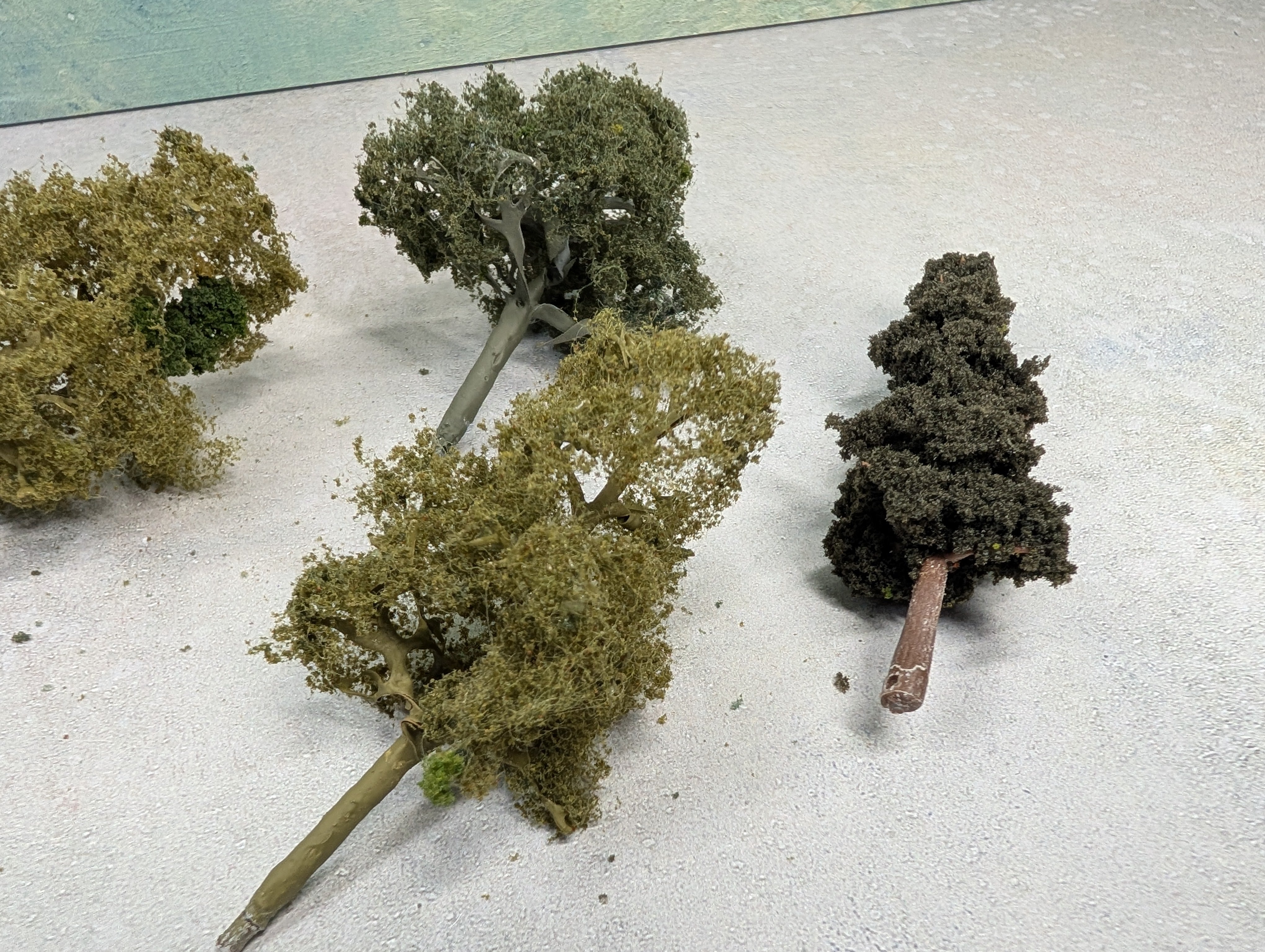 USED MULTI Scale Lot of Trees