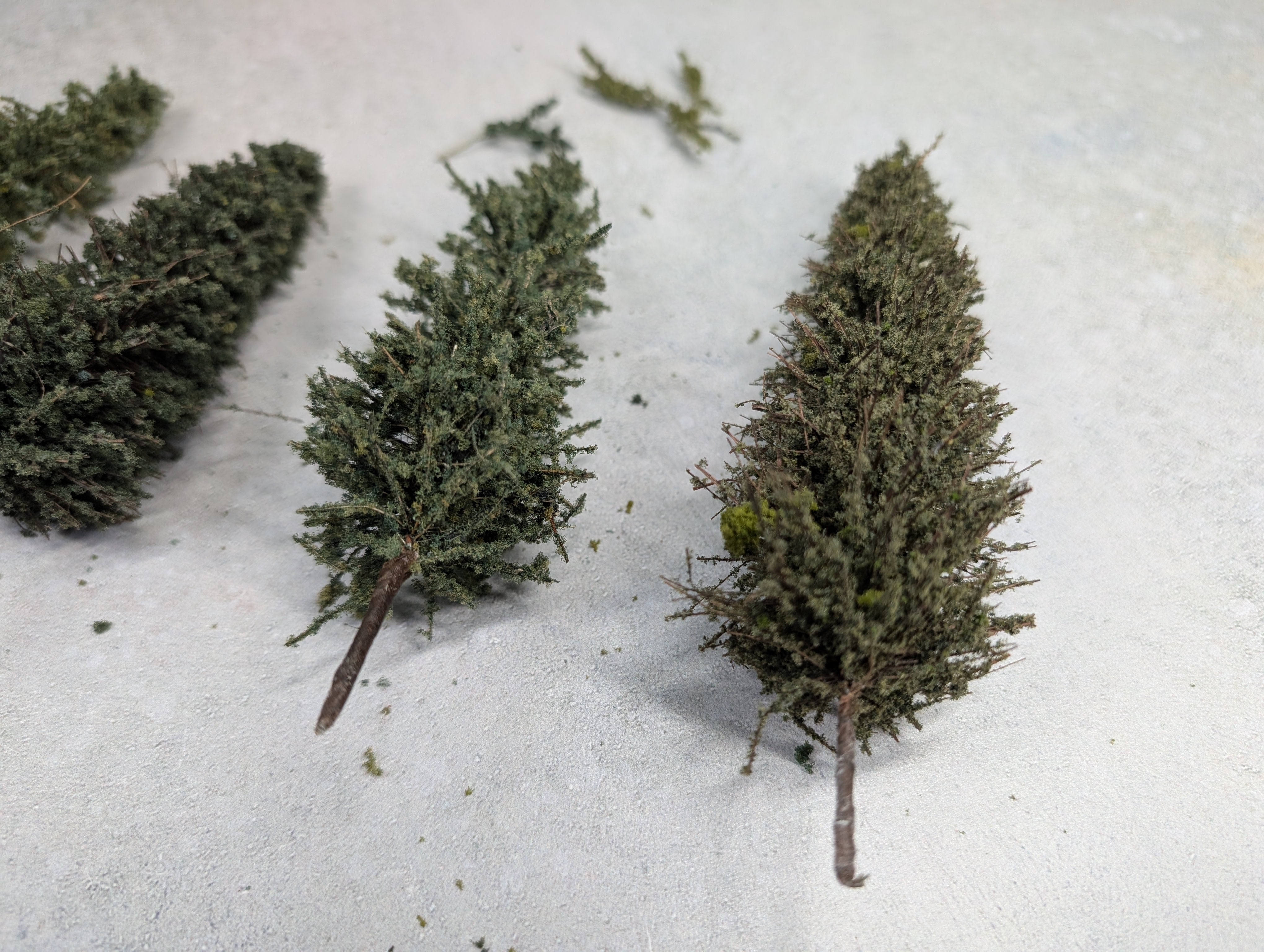 USED MULTI Scale Lot of Trees