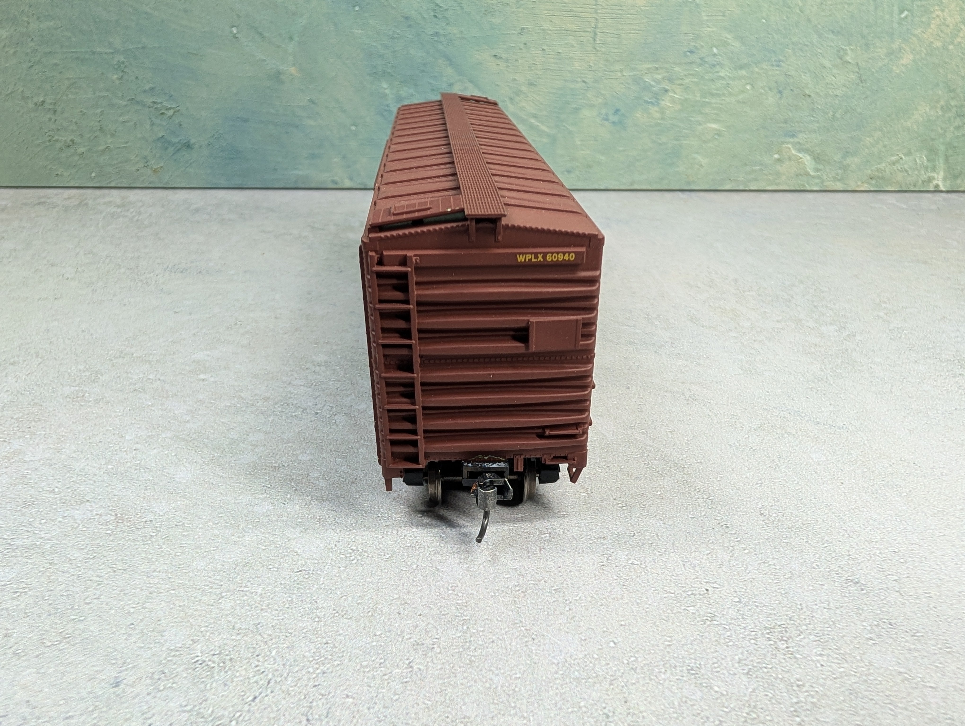 USED Accurail HO Scale 50' Plug Door Box Car Western Pacific WPLX #60940