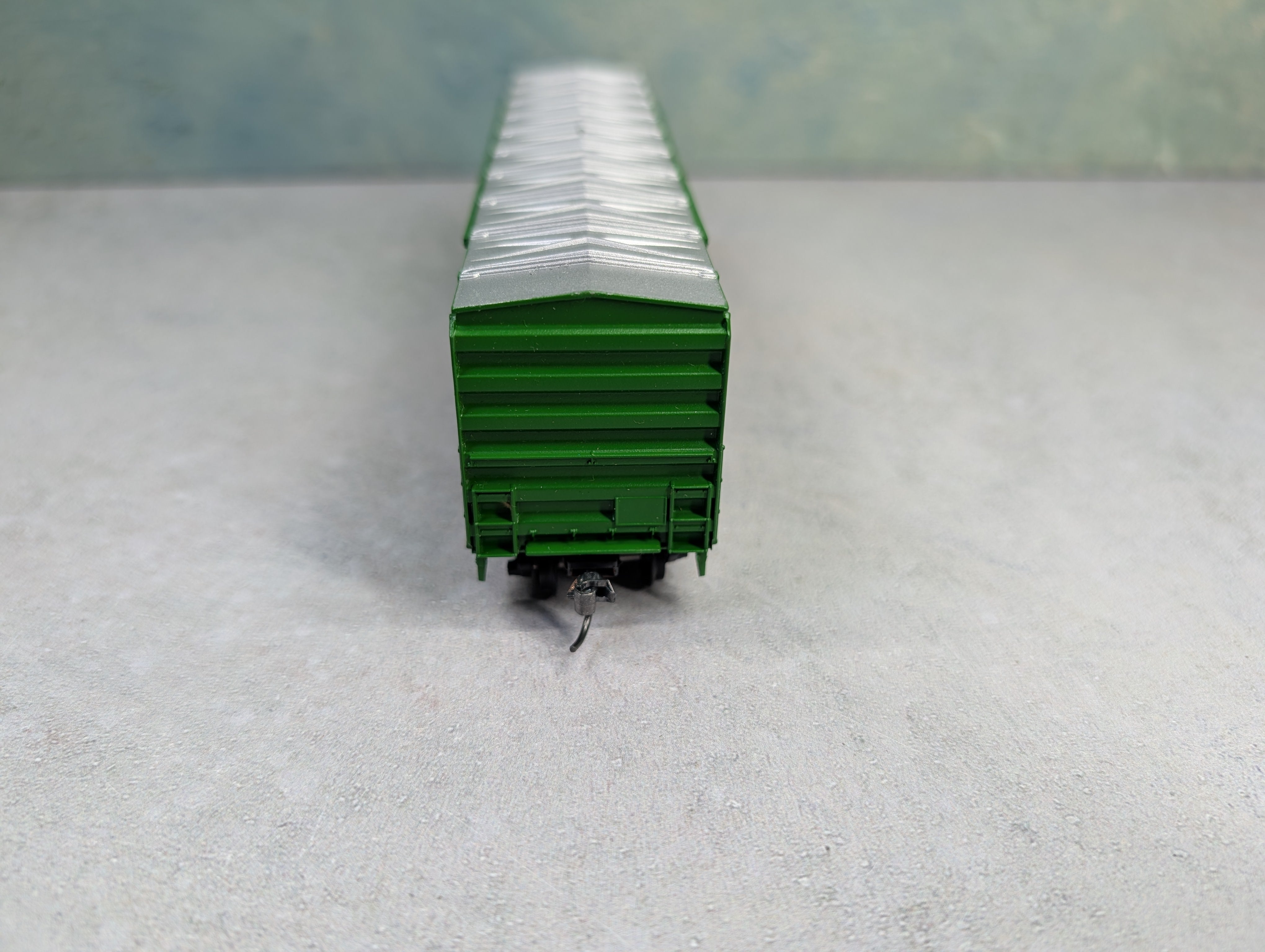 USED Athearn HO Scale 50' OB Box Car Camino, Placerville & Lake Tahoe CPLT #7710 Kadees