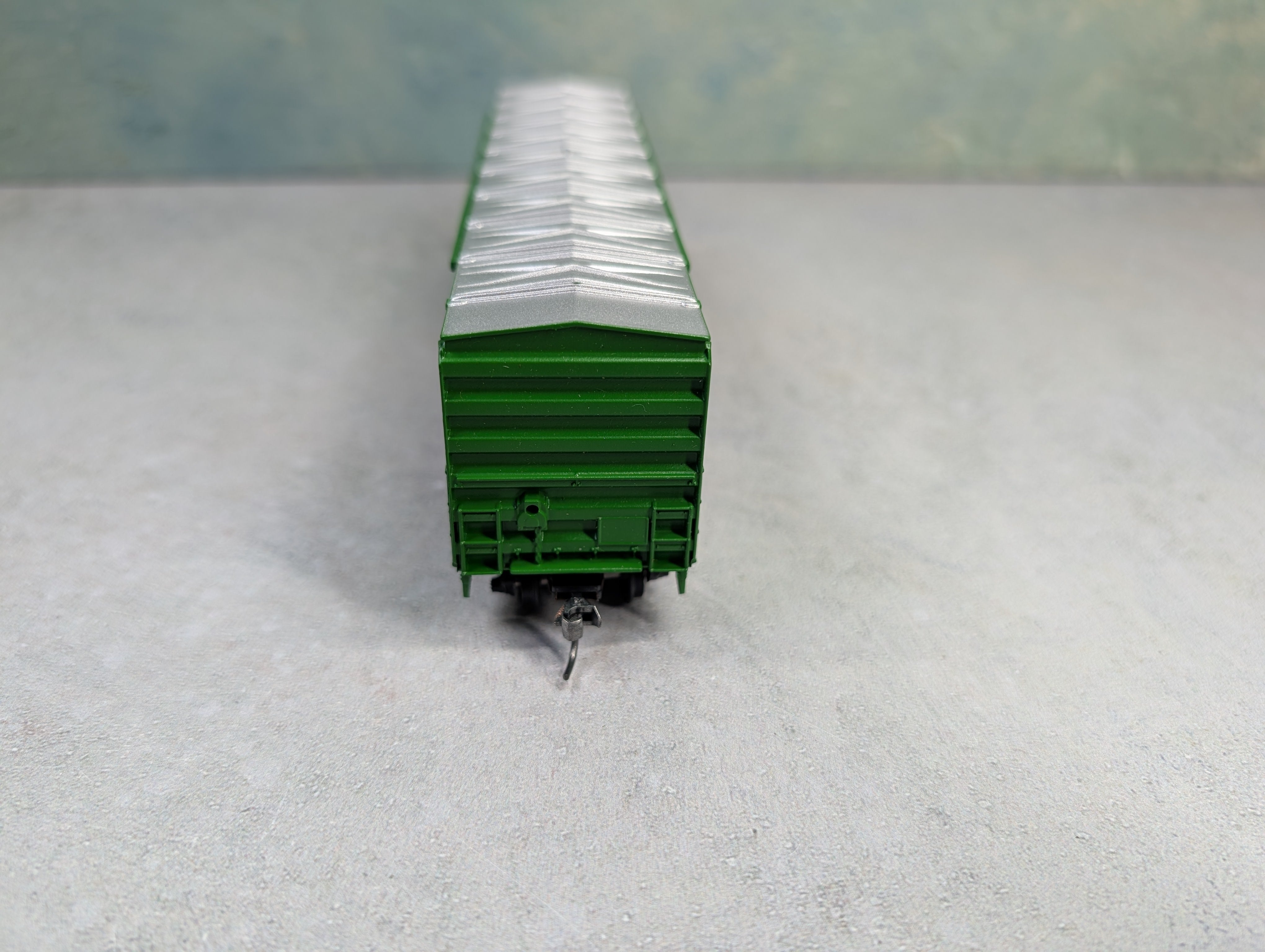 USED Athearn HO Scale 50' OB Box Car Camino, Placerville & Lake Tahoe CPLT #7710 Kadees