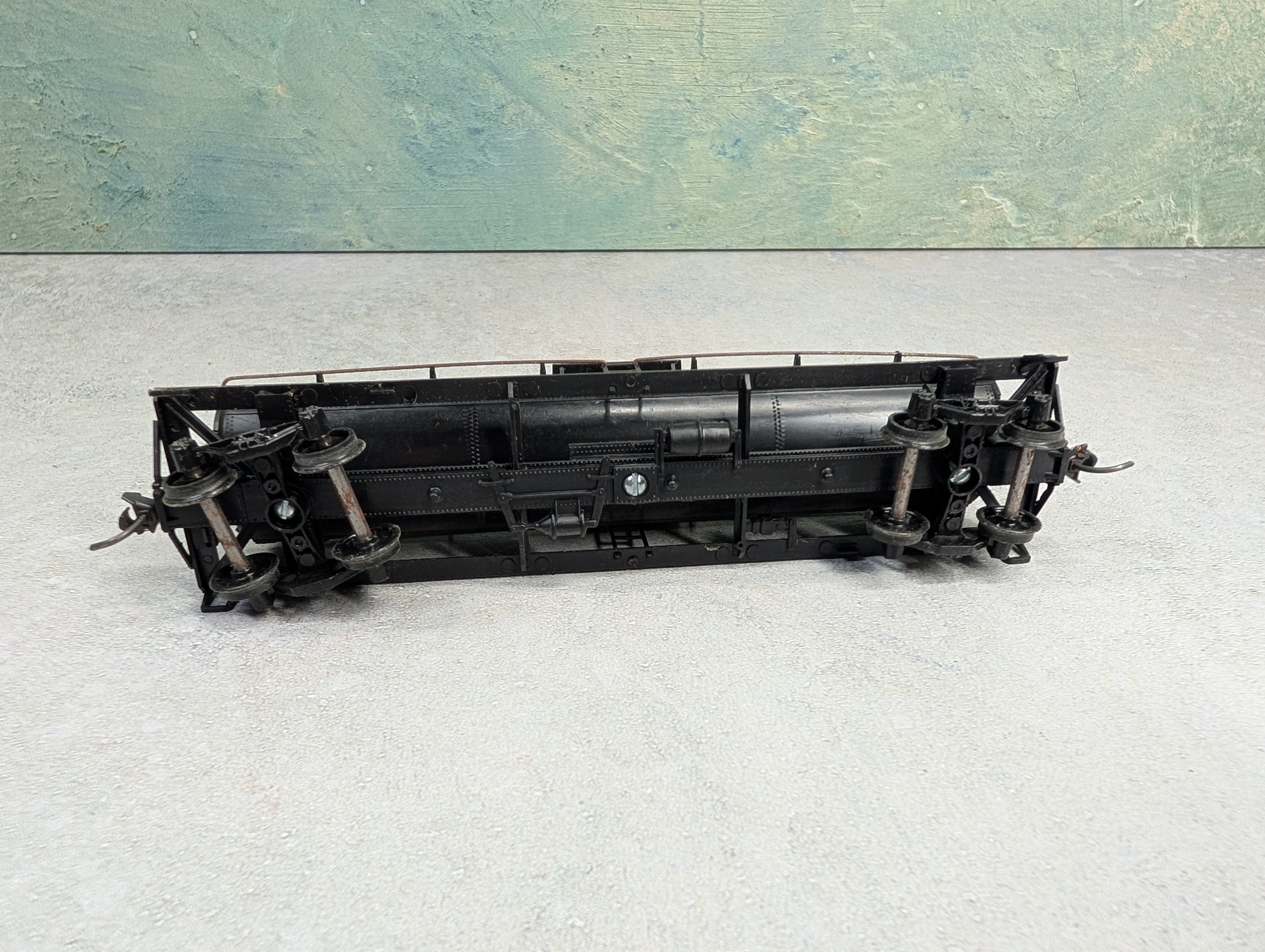 USED Athearn 1572 HO Scale 40' Single Dome Tank Car Phillips 66 PSPX #9211