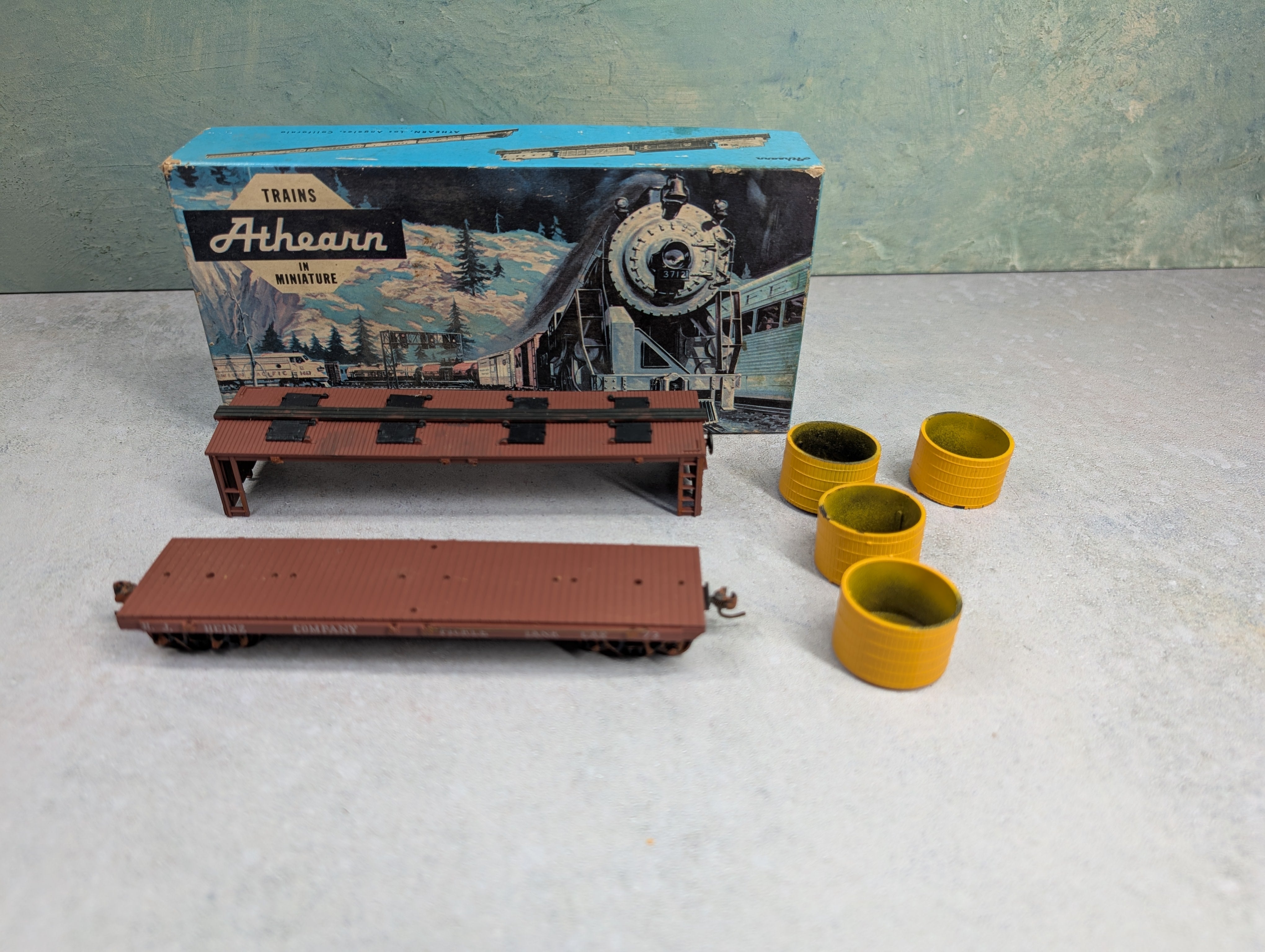 USED Athearn 1475 HO Scale Pickle Car with Tanks Heinz #73 KIT