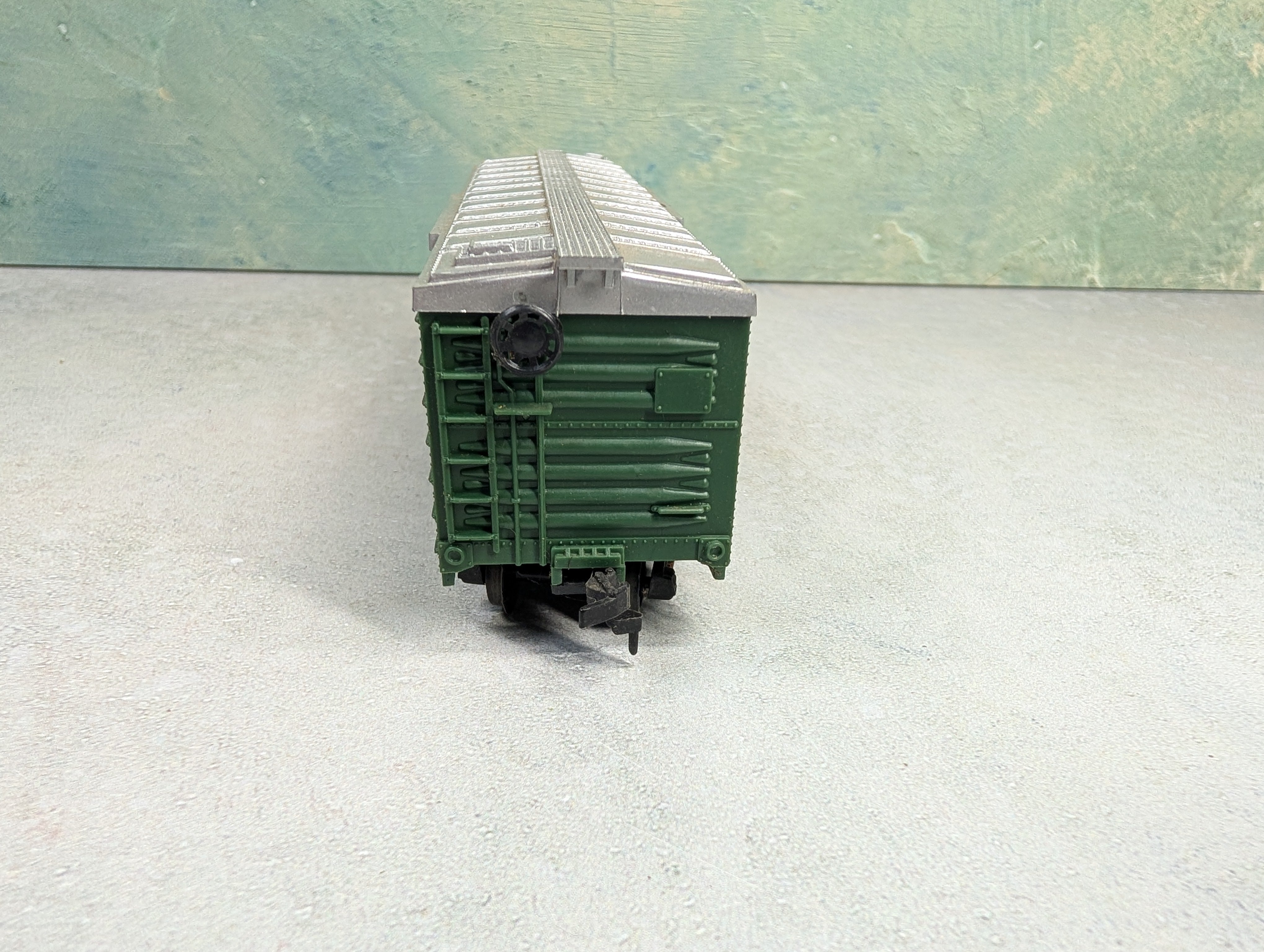 USED Varney HO Scale 40' Wooden Box Car Minneapolis & St Louis M&StL #4381 Faded Text