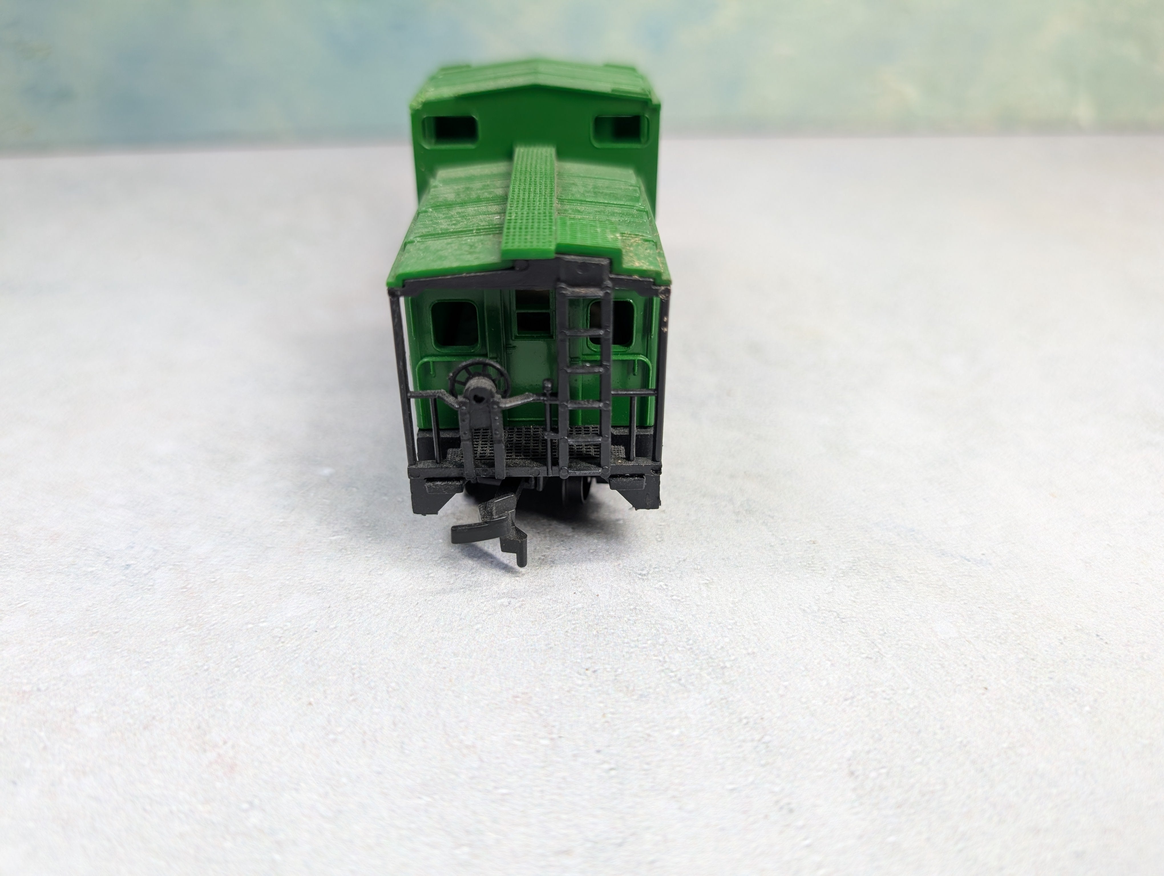 USED AHM HO Scale Caboose Burlington Northern #11445