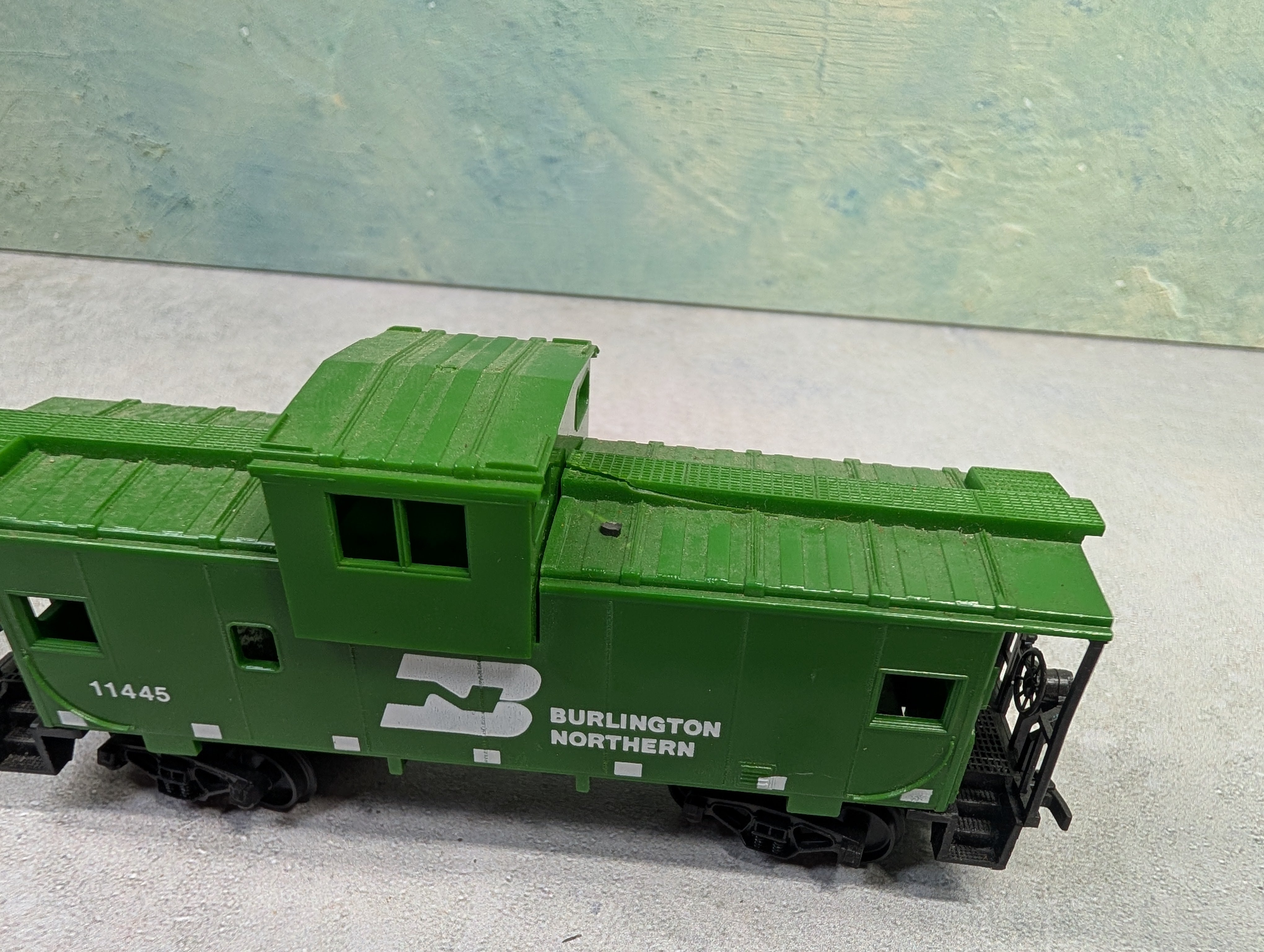 USED AHM HO Scale Caboose Burlington Northern #11445