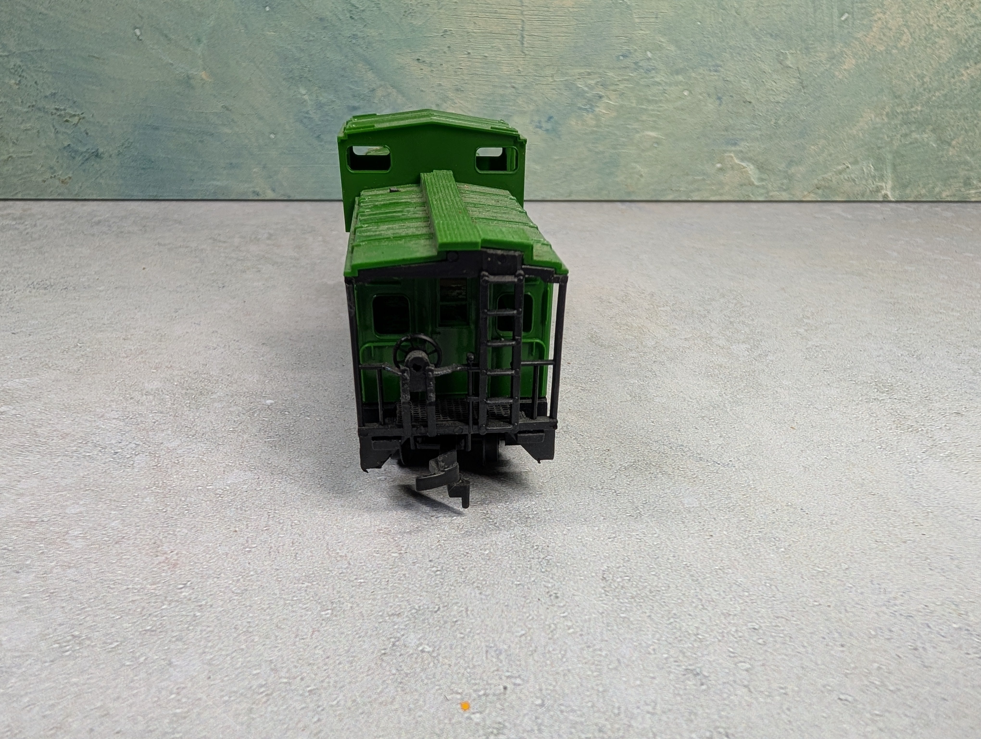 USED AHM HO Scale Caboose Burlington Northern #11445