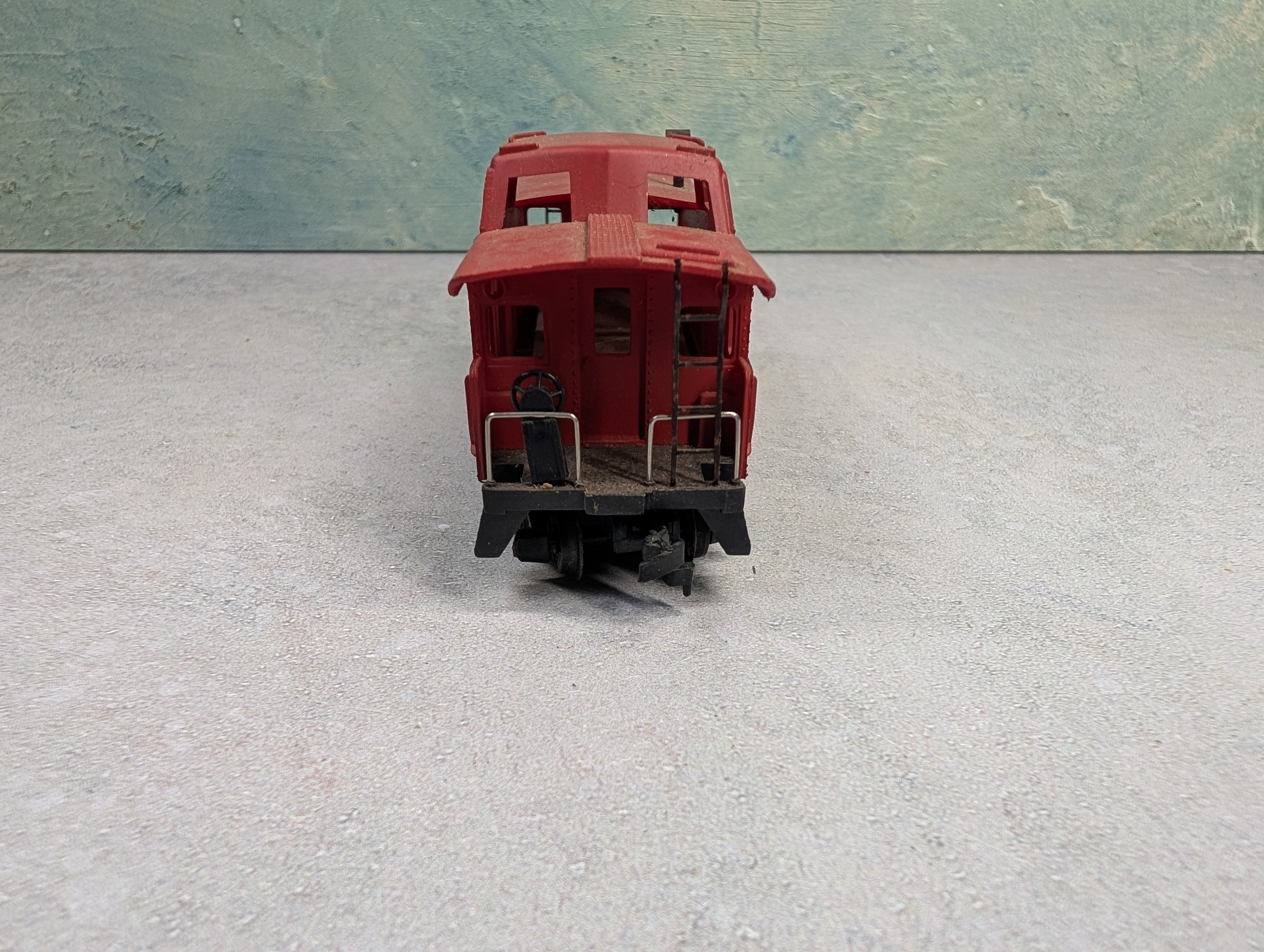 USED Tyco HO Scale Caboose Santa Fe ATSF #7240