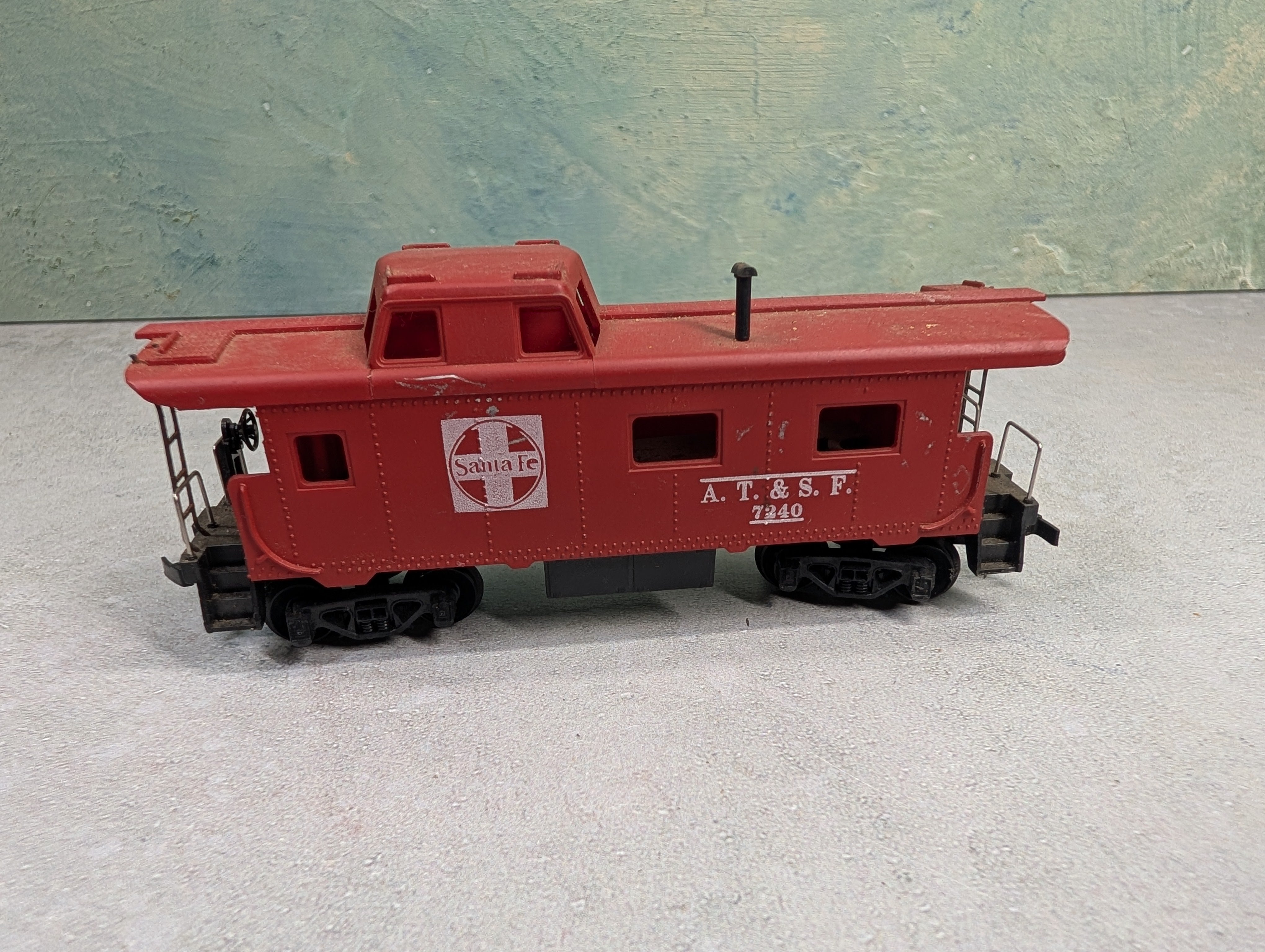 USED Tyco HO Scale Caboose Santa Fe ATSF #7240