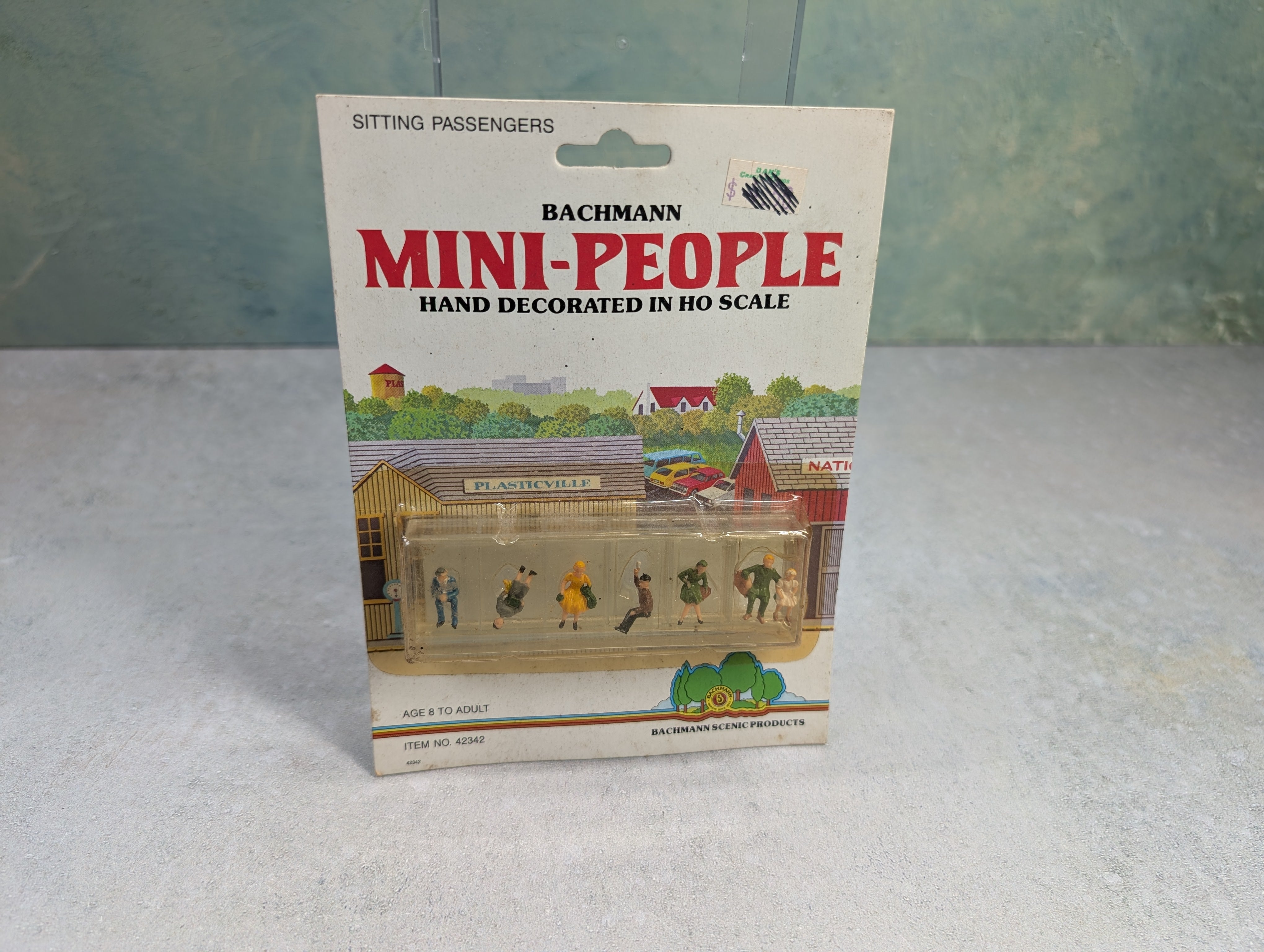 Bachmann 42342 HO Scale Mini-People Sitting Passengers (6 pcs)