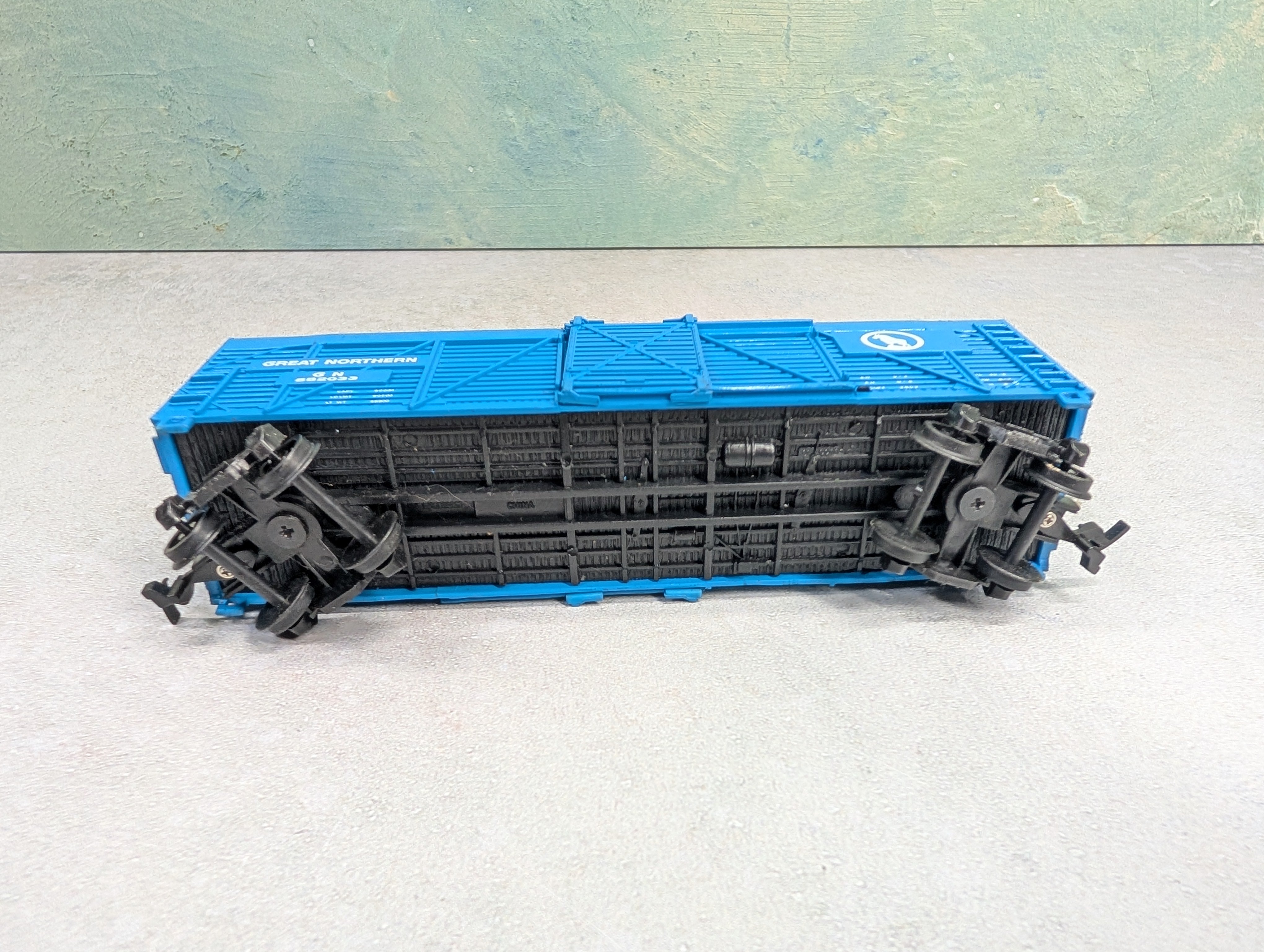 USED Bachmann HO Scale 40' Cattle Stock Car Great Northern GN #582033