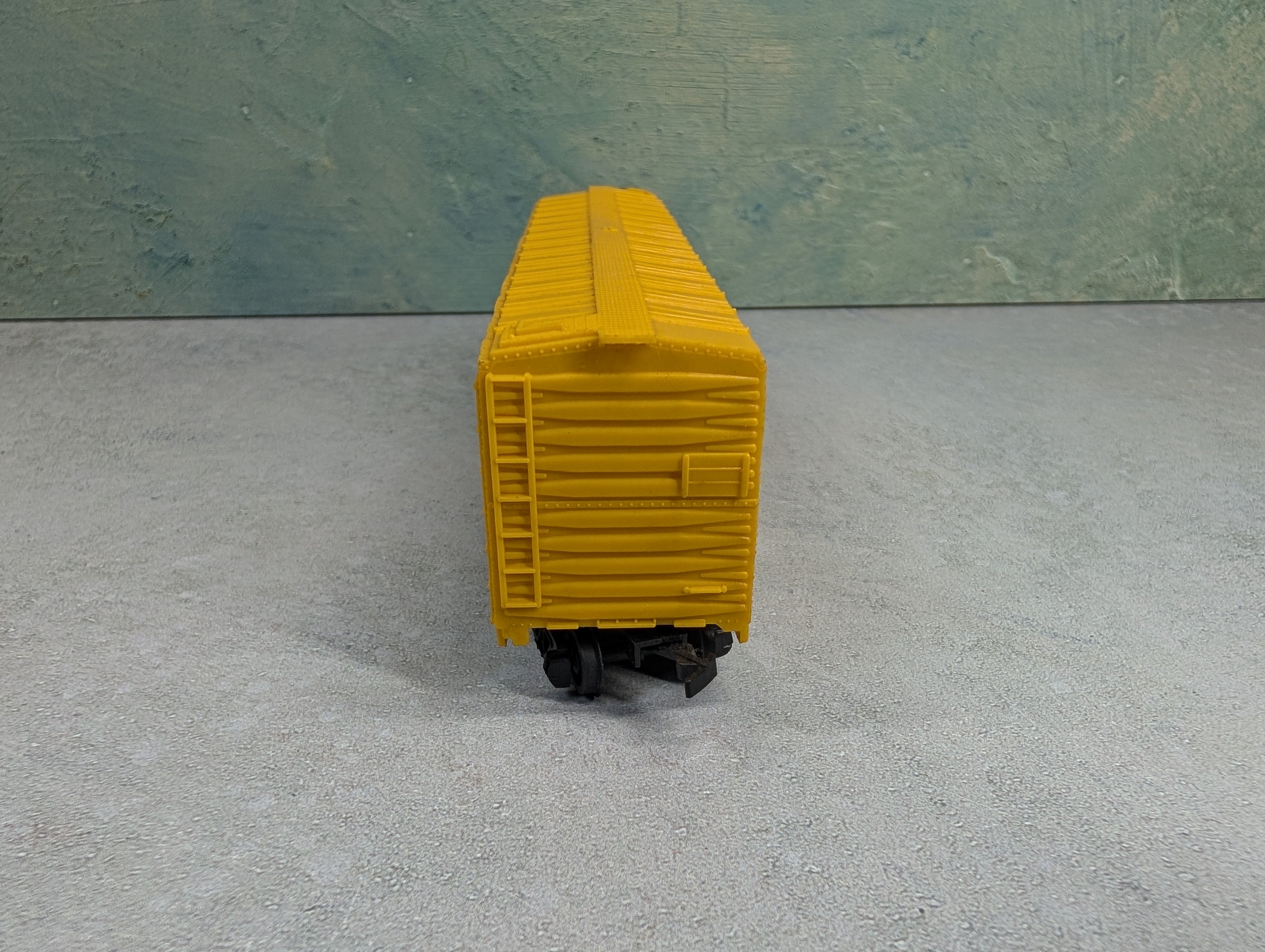 USED Bachmann HO Scale 50' Box Car Milwaukee Road MILW #56500