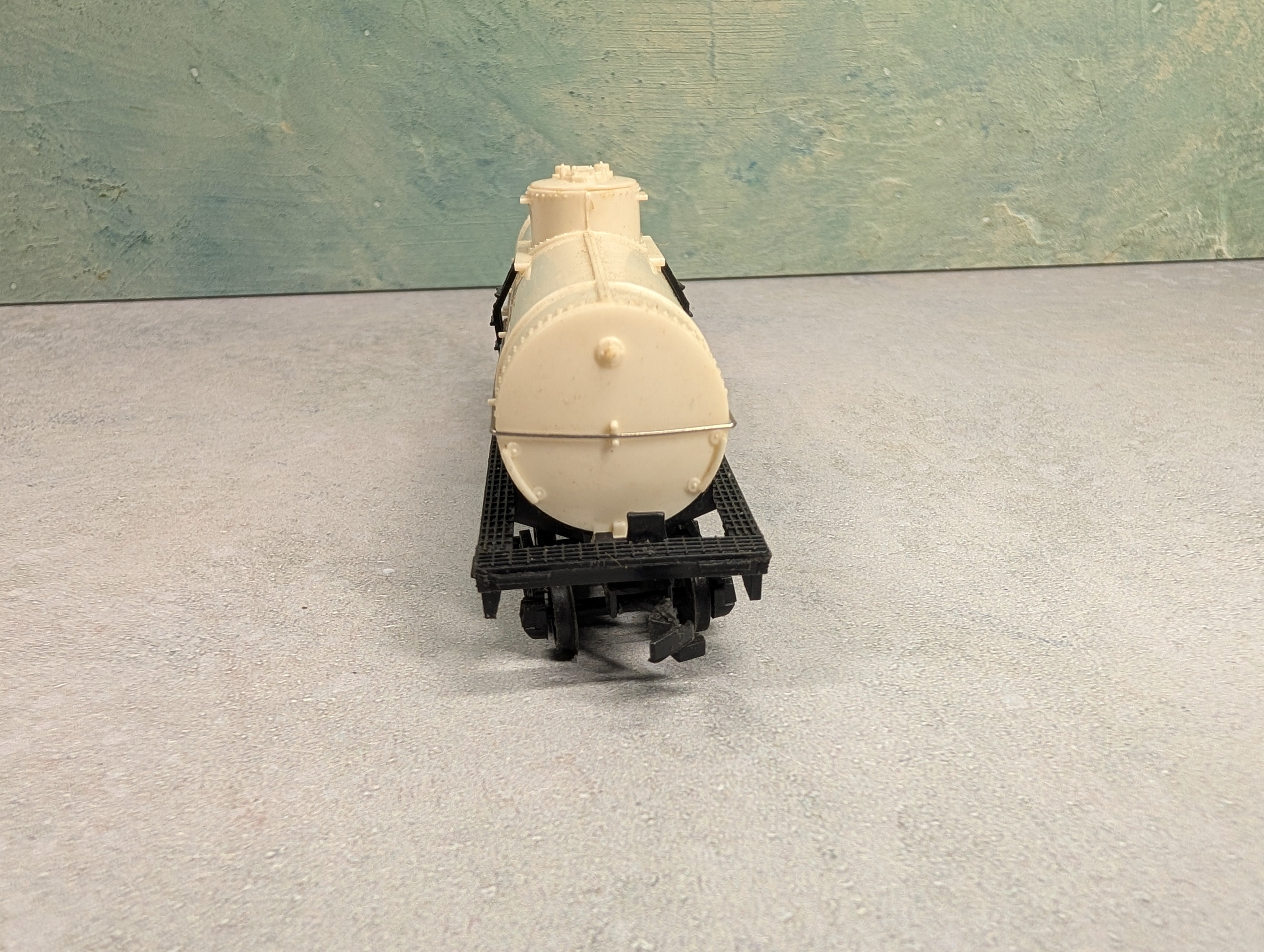 USED Bachmann HO Scale Single Dome Tank Car Cyanamid