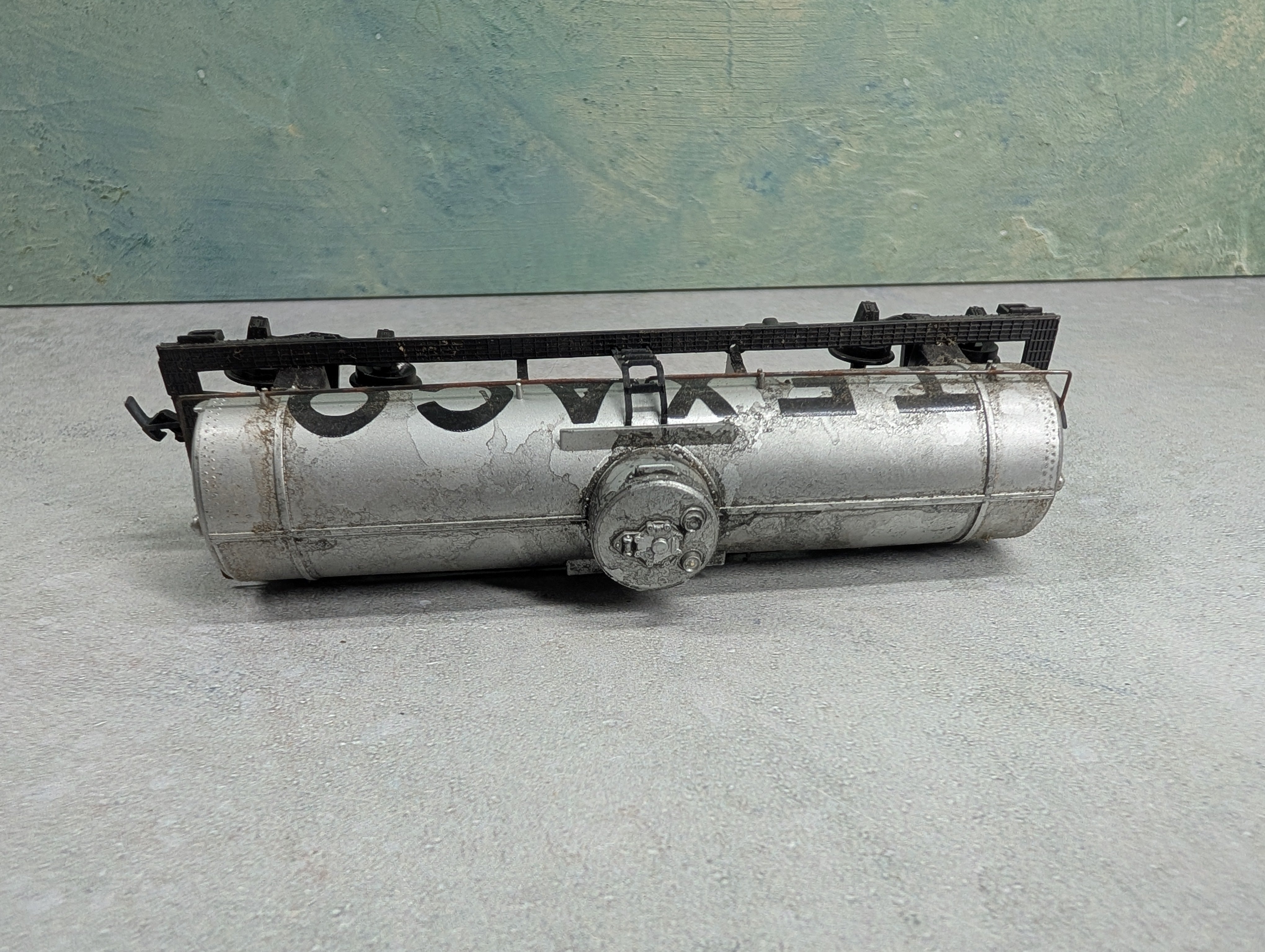 USED Tyco HO Scale Single Dome Tank Car Texaco