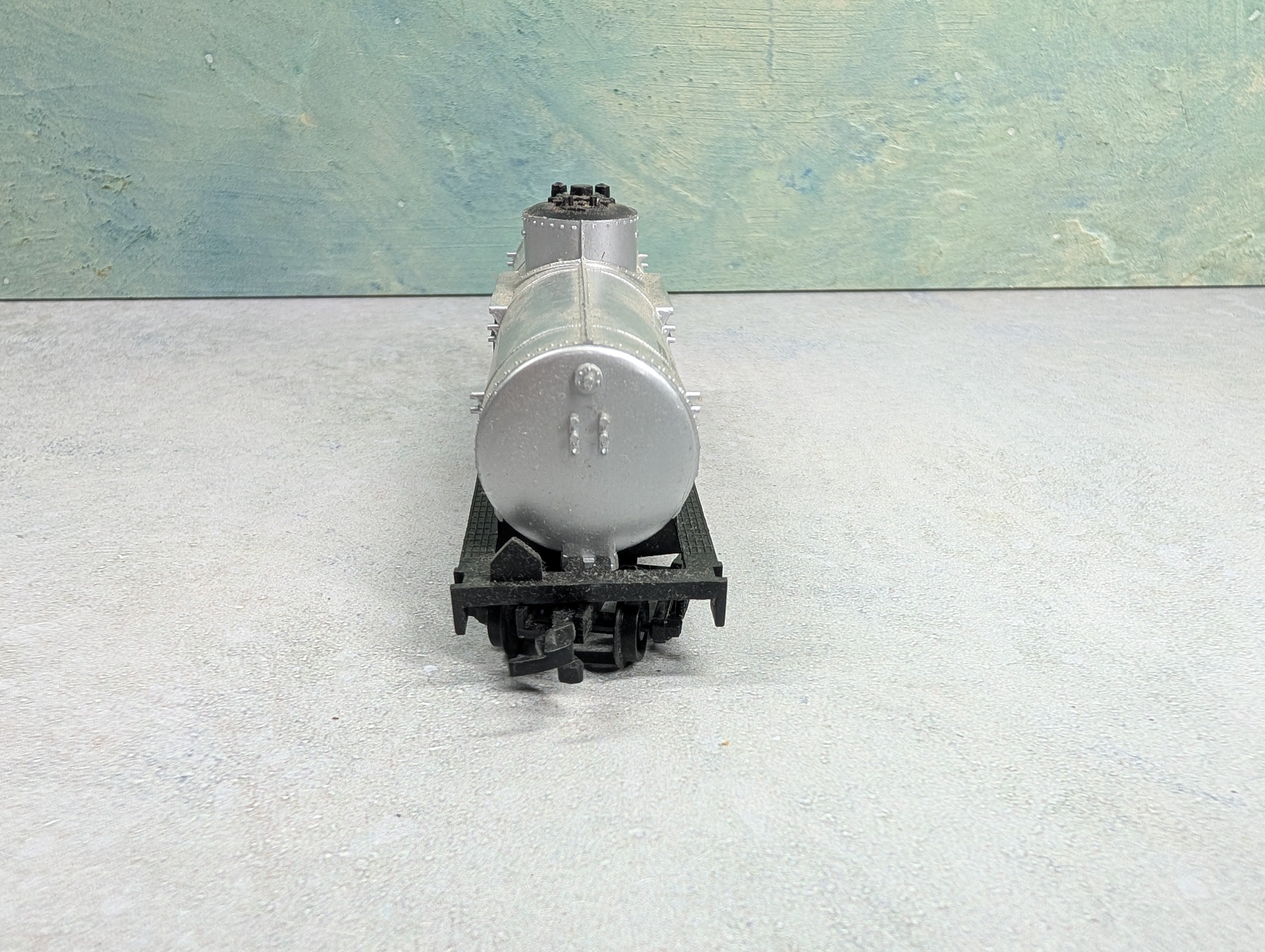 USED Life-Like HO Scale Single Dome Tank Car Texaco TCX #6305