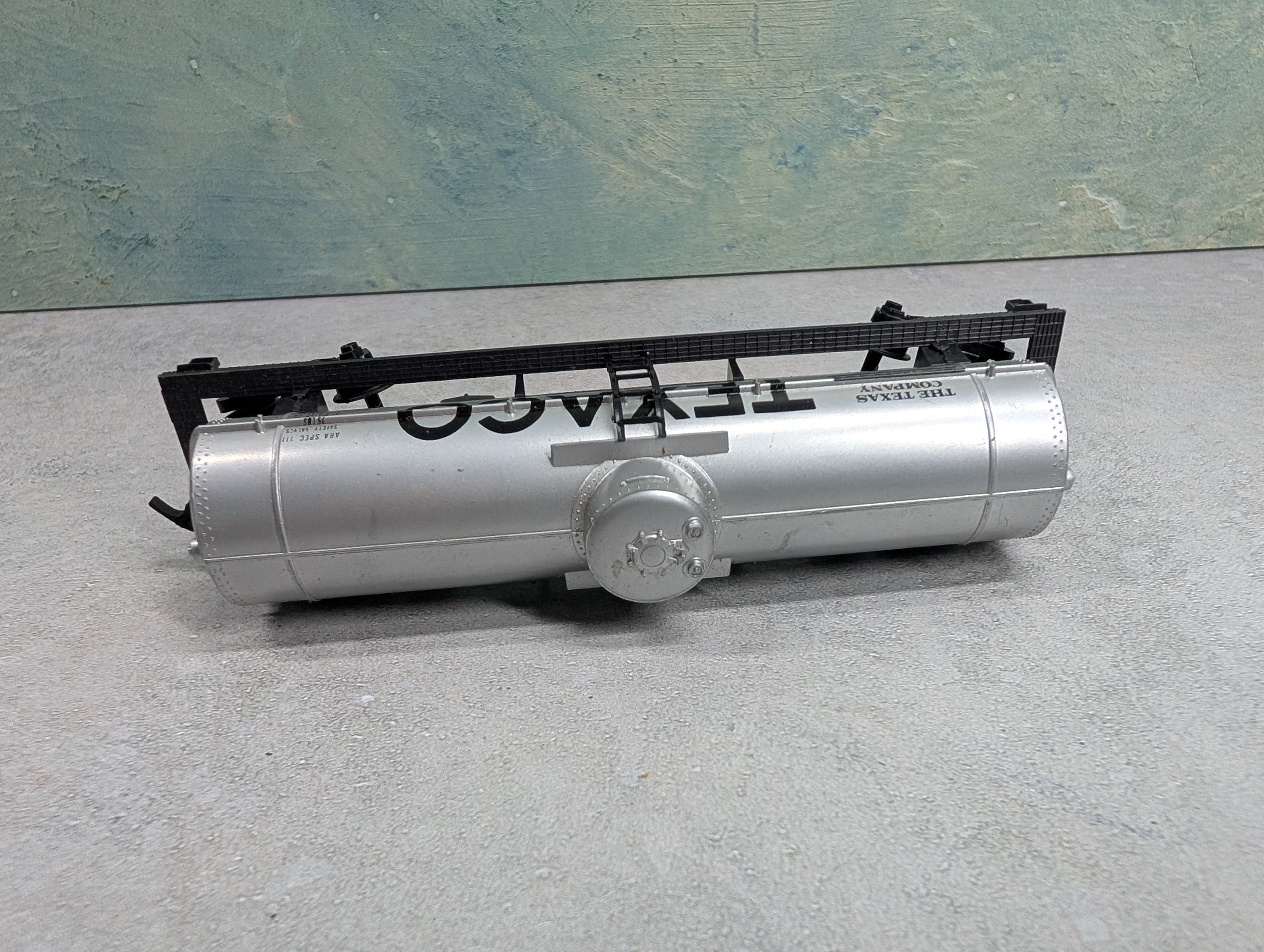 USED HO Scale Single Dome Tank Car Texaco TCX #9355