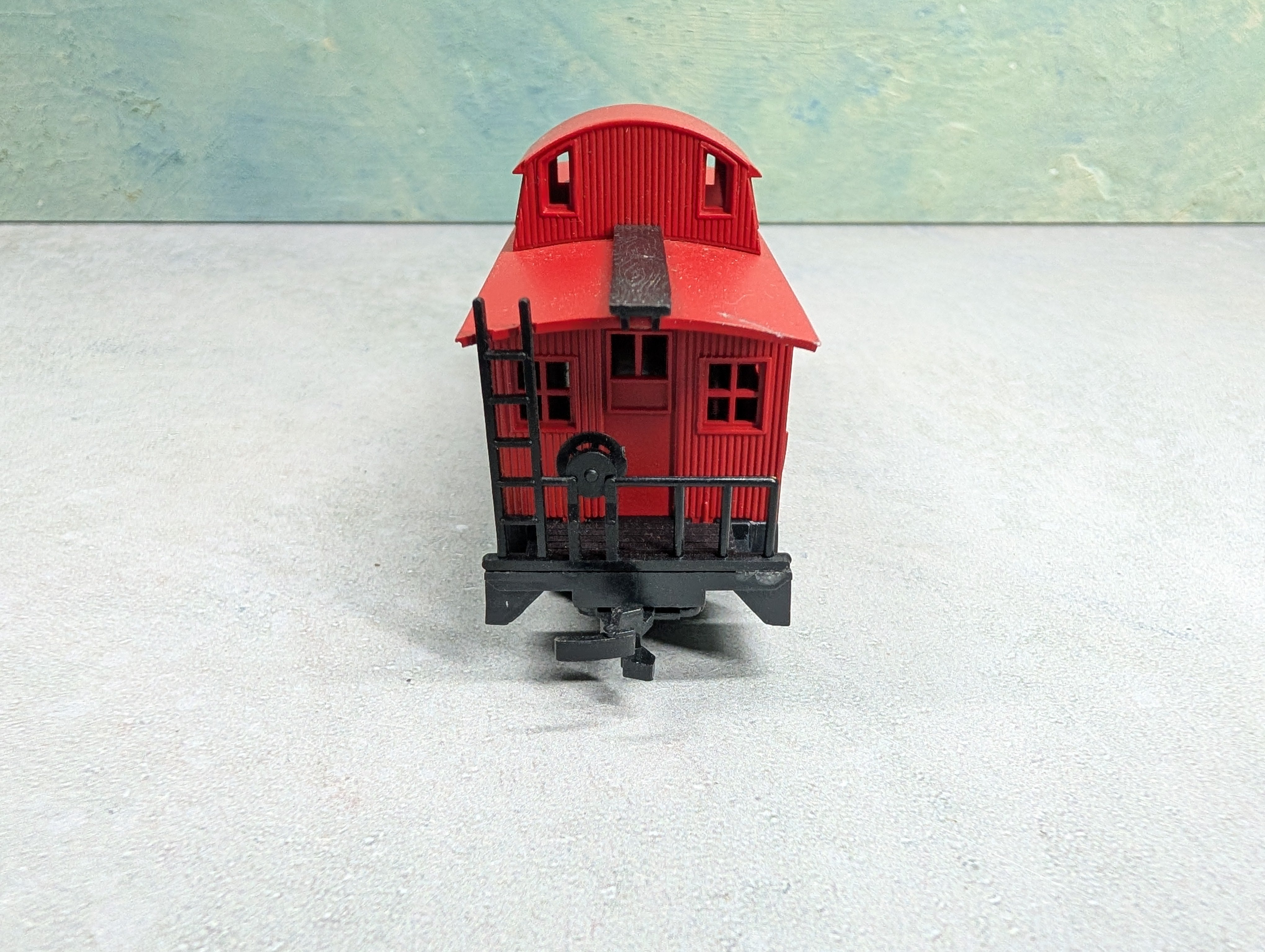 USED AHM HO Scale Wooden Caboose Santa Fe ATSF #999537