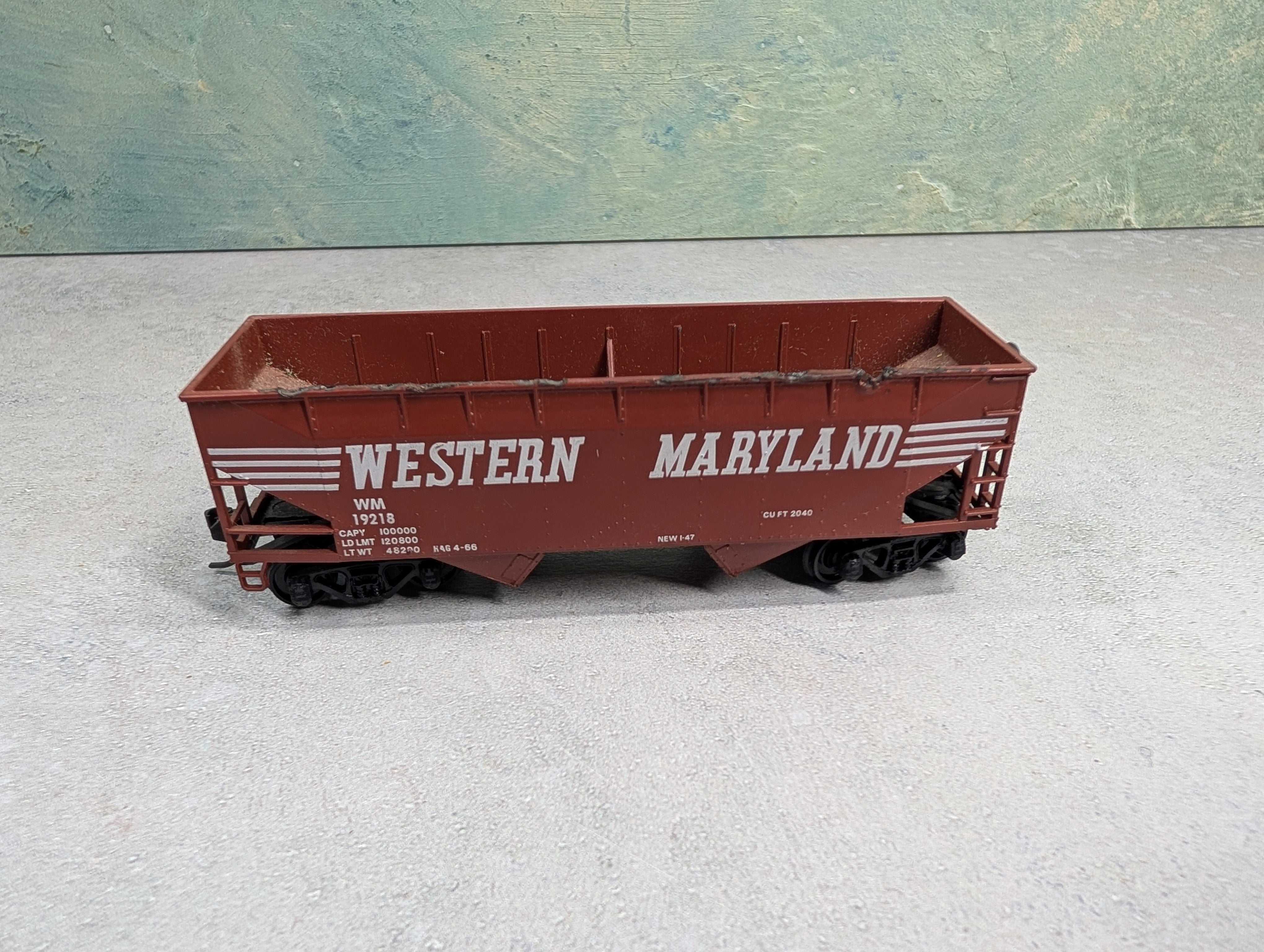 USED Athearn HO Scale 2 Bay Hopper Western Maryland WM #19218