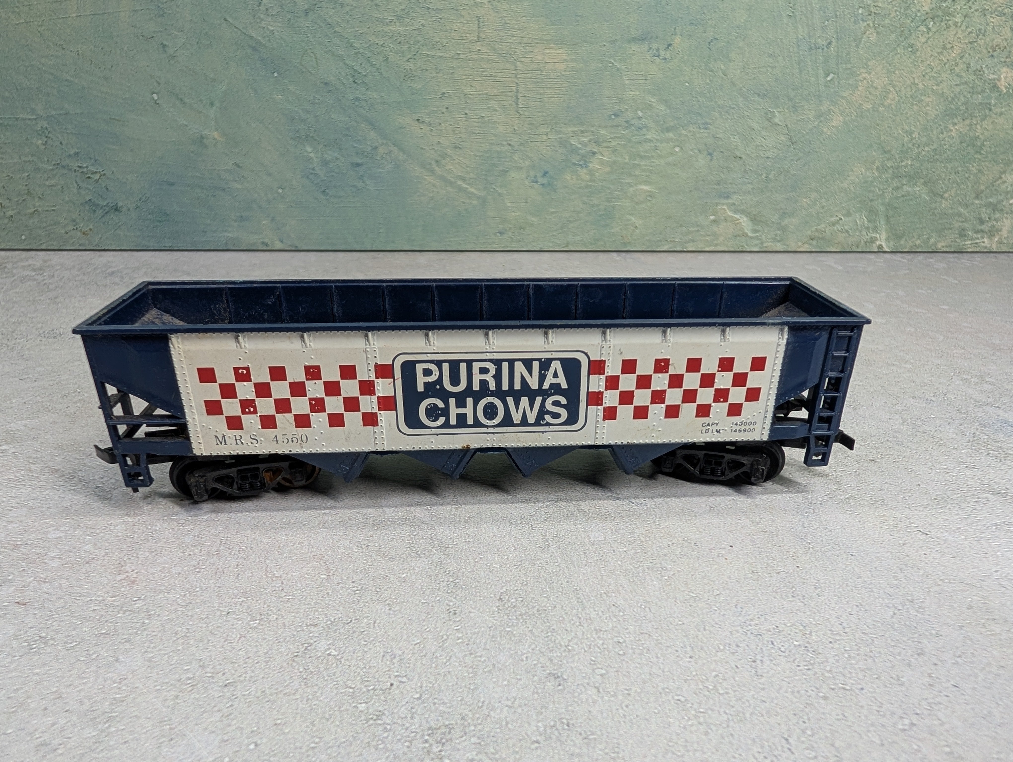 USED Tyco HO Scale Quad Hopper Purina MRS #4550