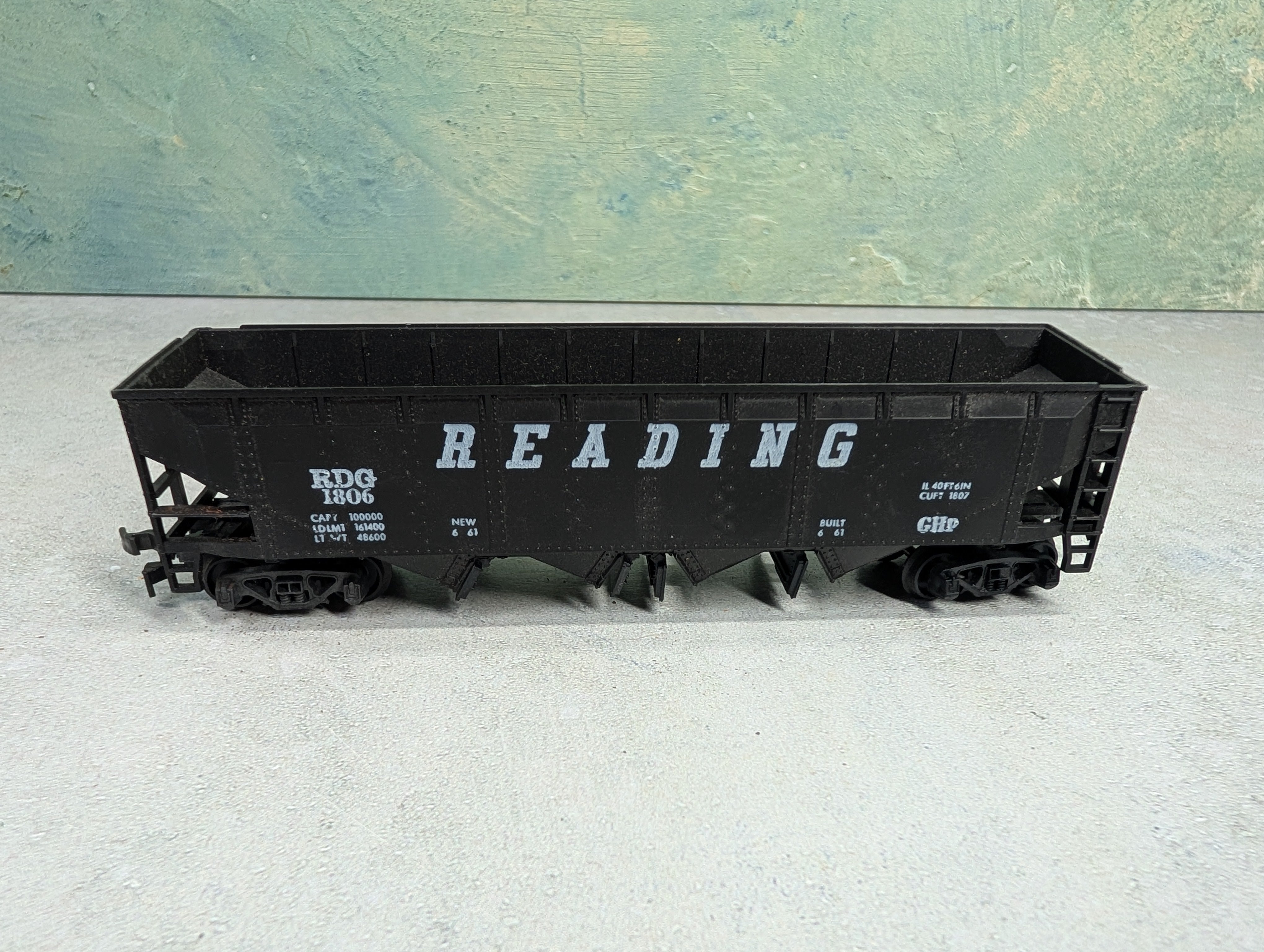 USED ROCO HO Scale Quad Hopper Reading RDG #1806 Operating