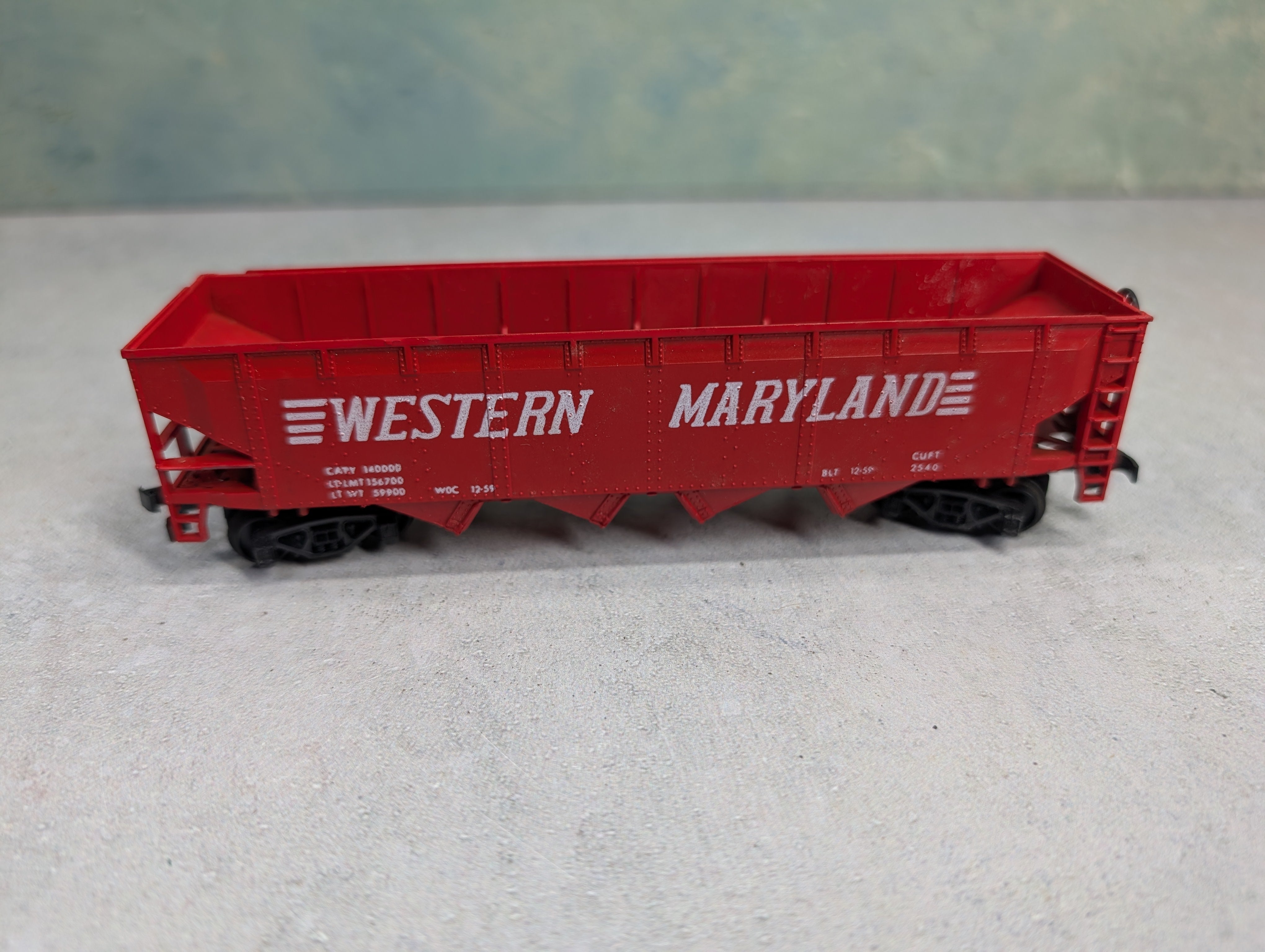 USED ROCO HO Scale Quad Hopper Western Maryland WM