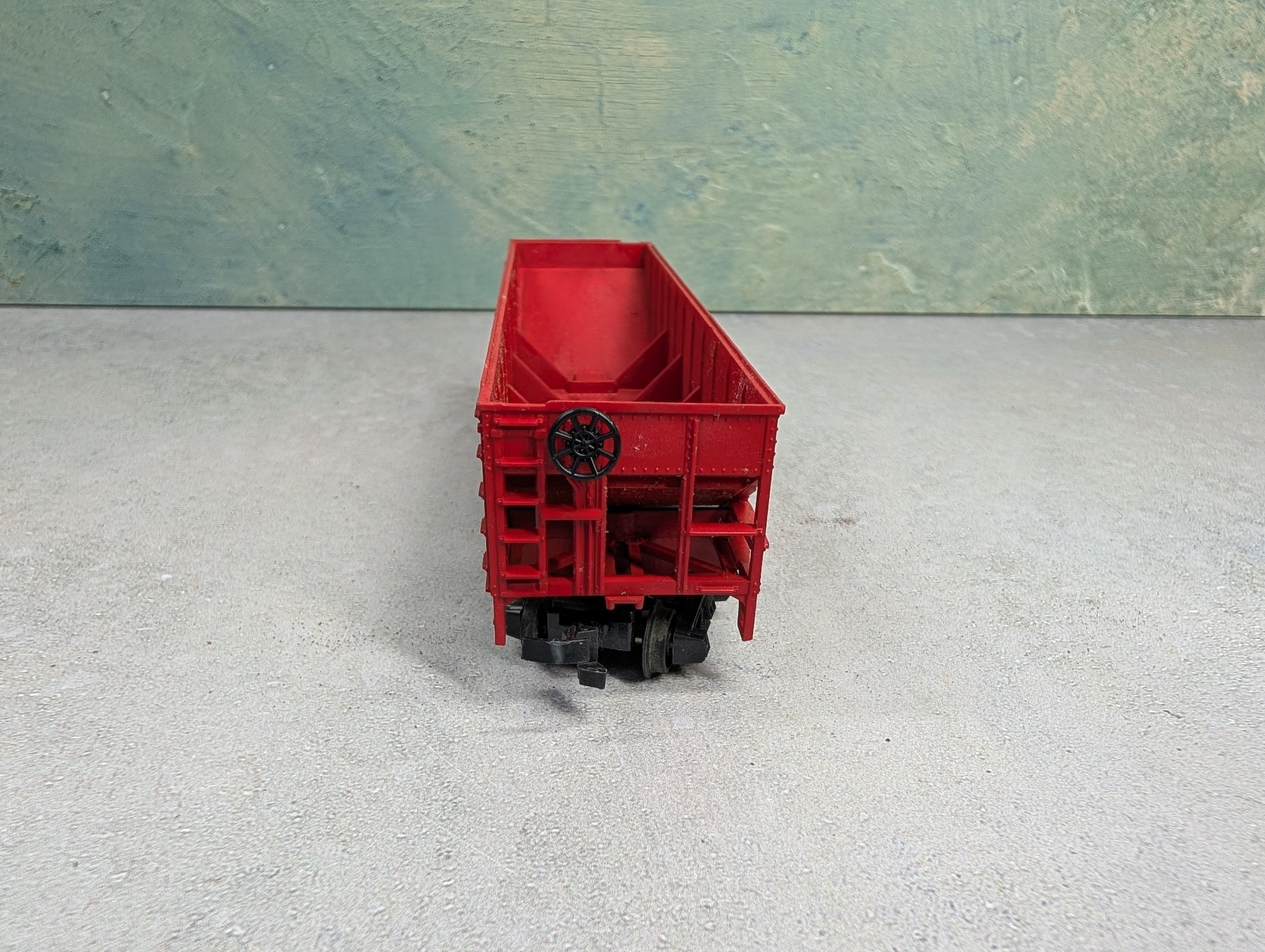 USED ROCO HO Scale Quad Hopper Western Maryland WM