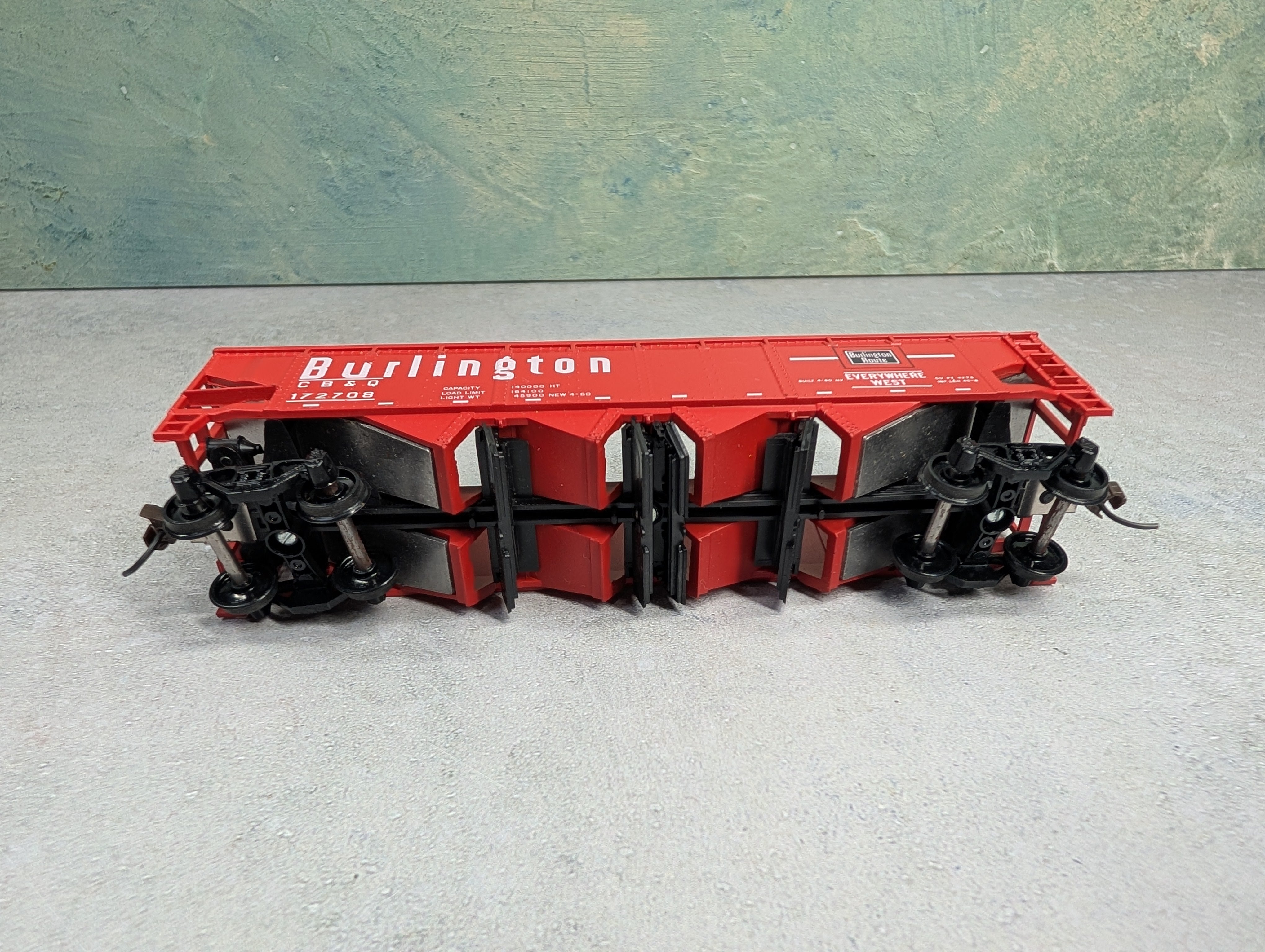 USED Athearn HO Scale Quad Hopper Burlington CB&Q #172708 Operating