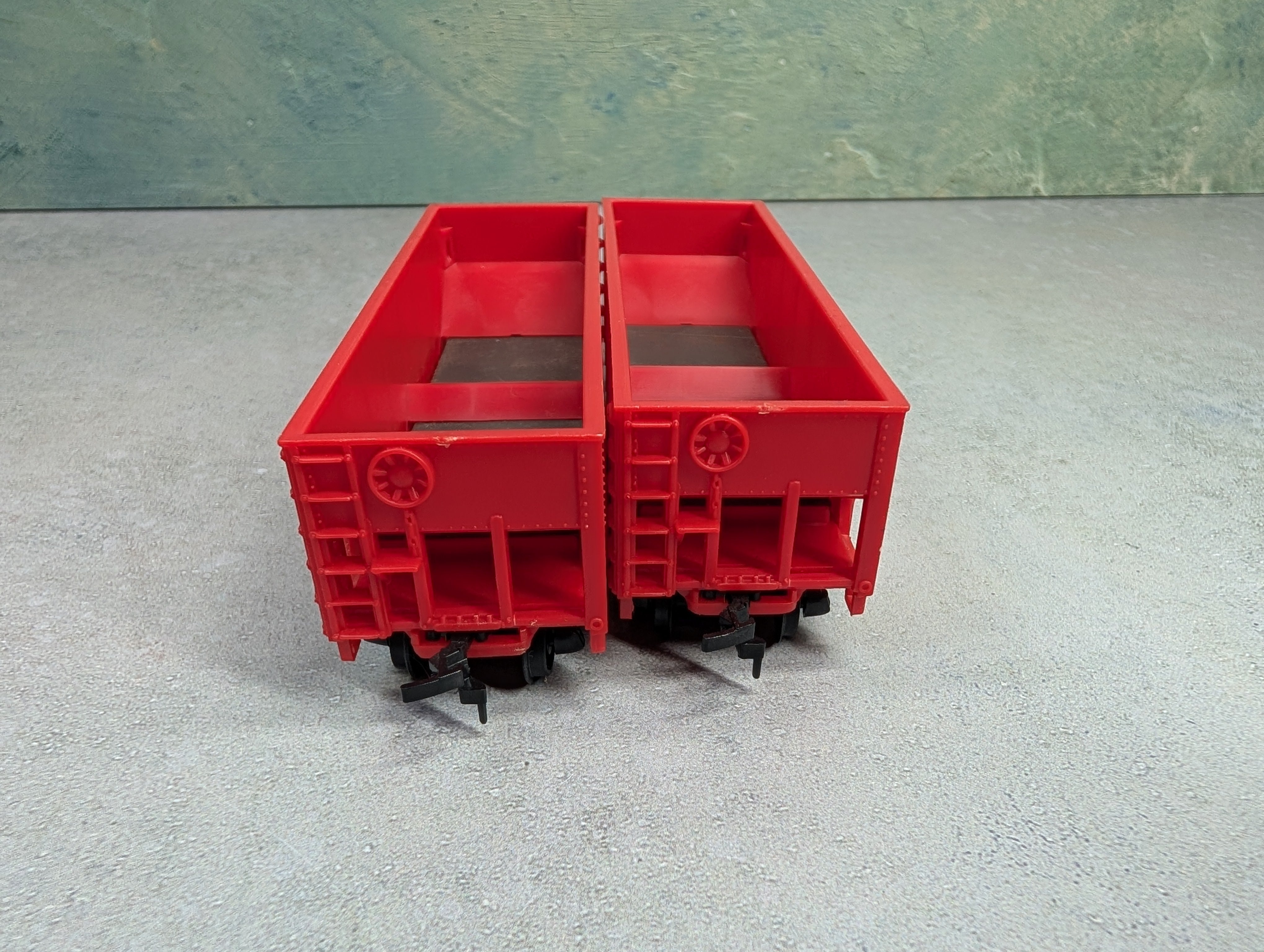 USED Model Power HO Scale Lot of 2 Bay Hopper Western Maryland WM #52073 (2 pcs)