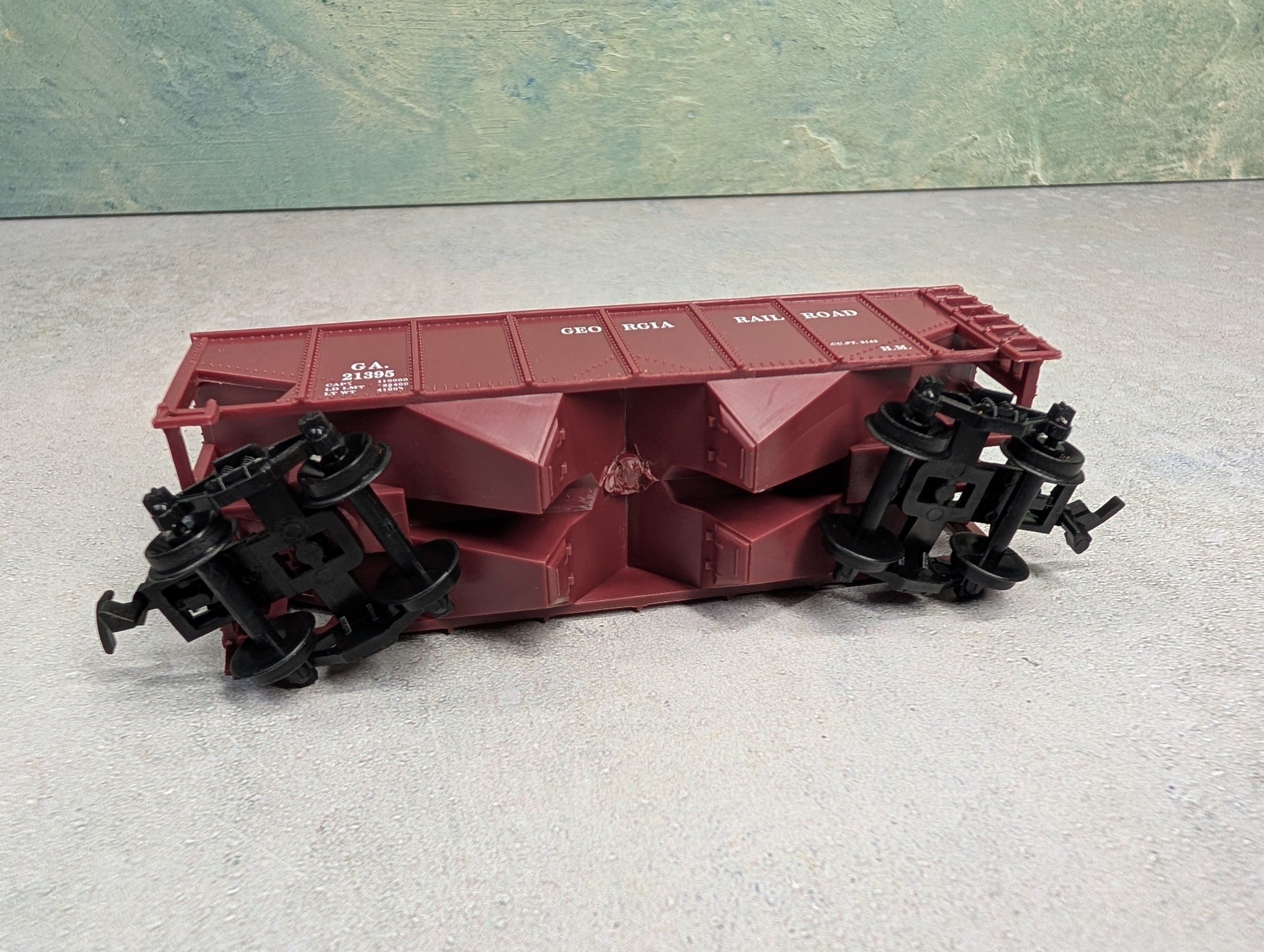 USED Life-Like HO Scale 2 Bay Hopper Georgia Railroad GA #21395