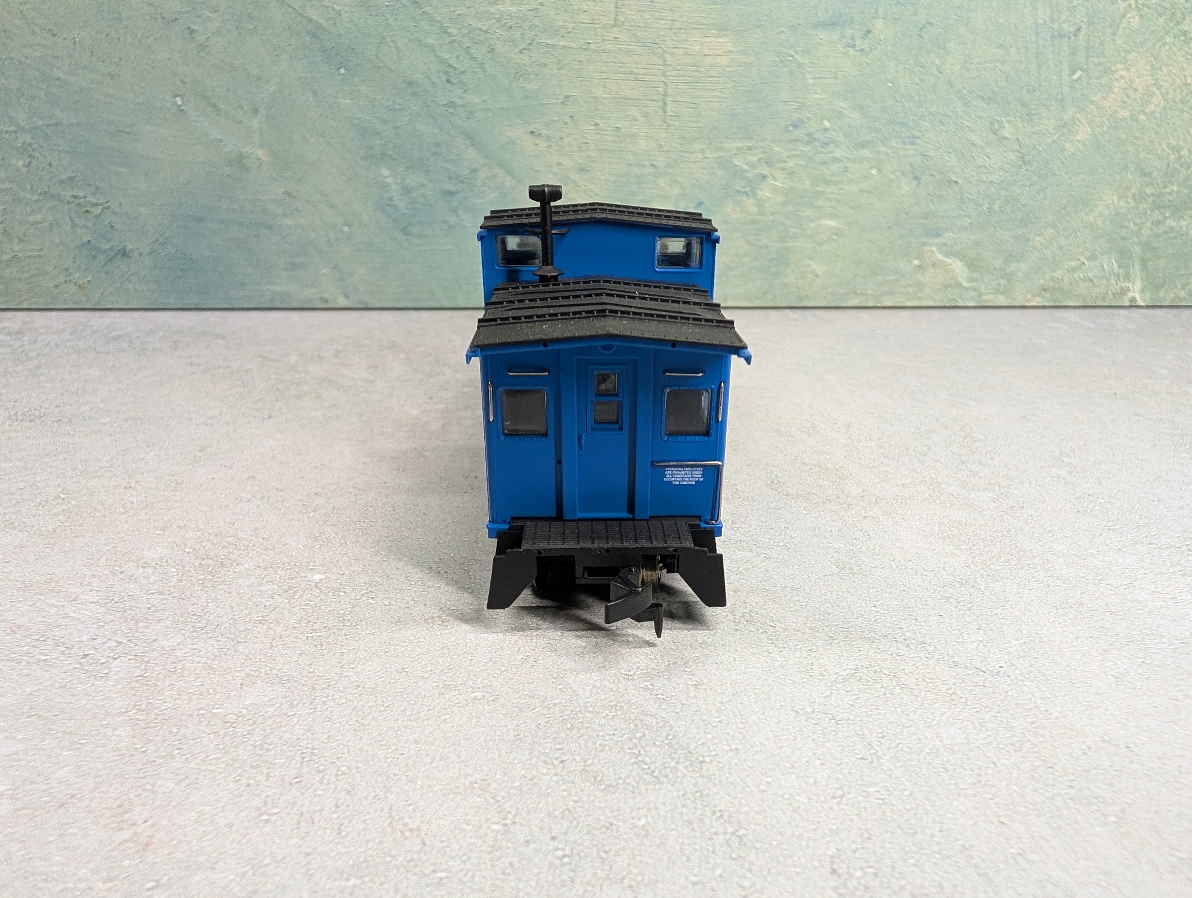 USED Atlas HO Scale Caboose Conrail #22135