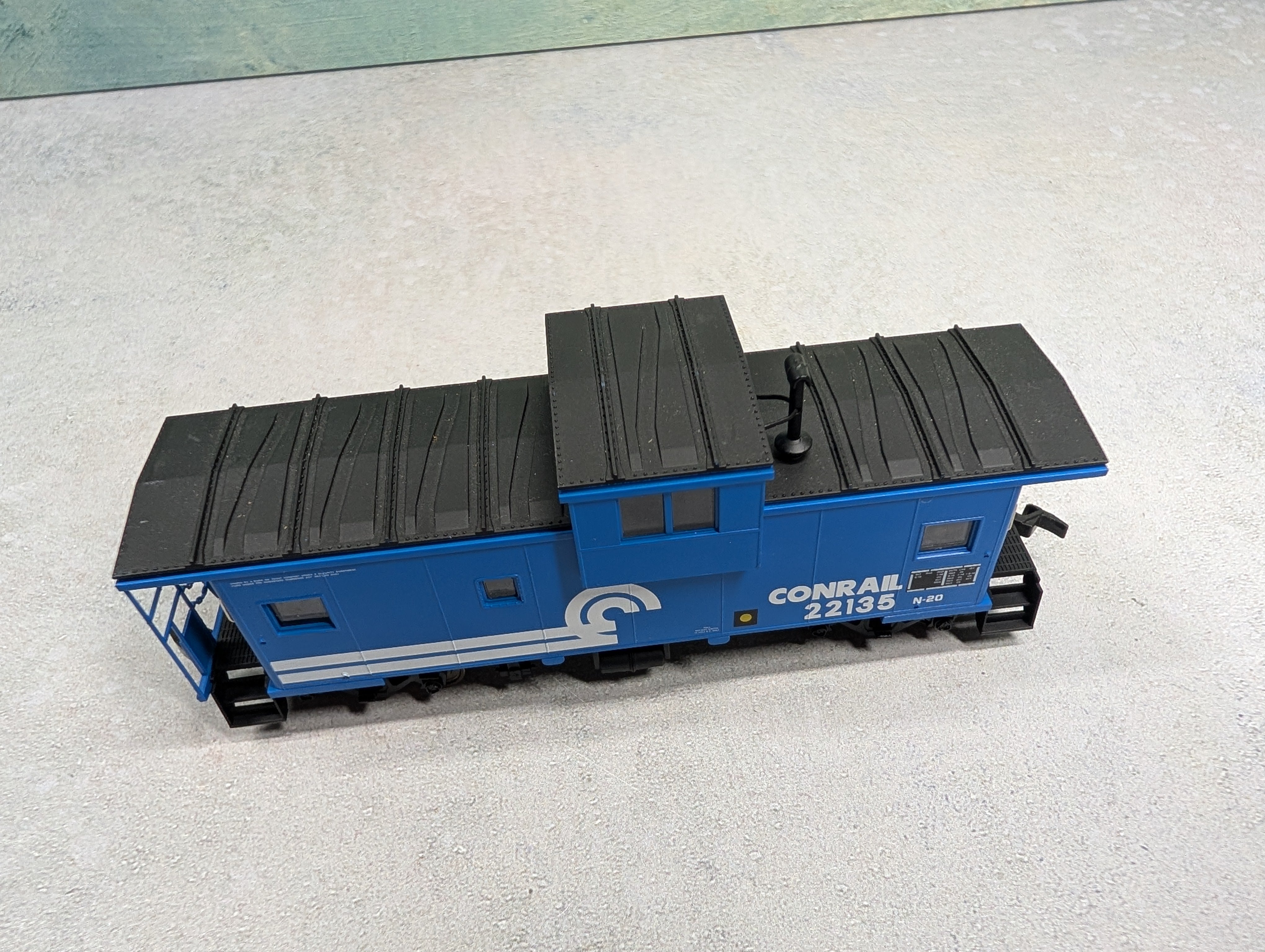 USED Atlas HO Scale Caboose Conrail #22135