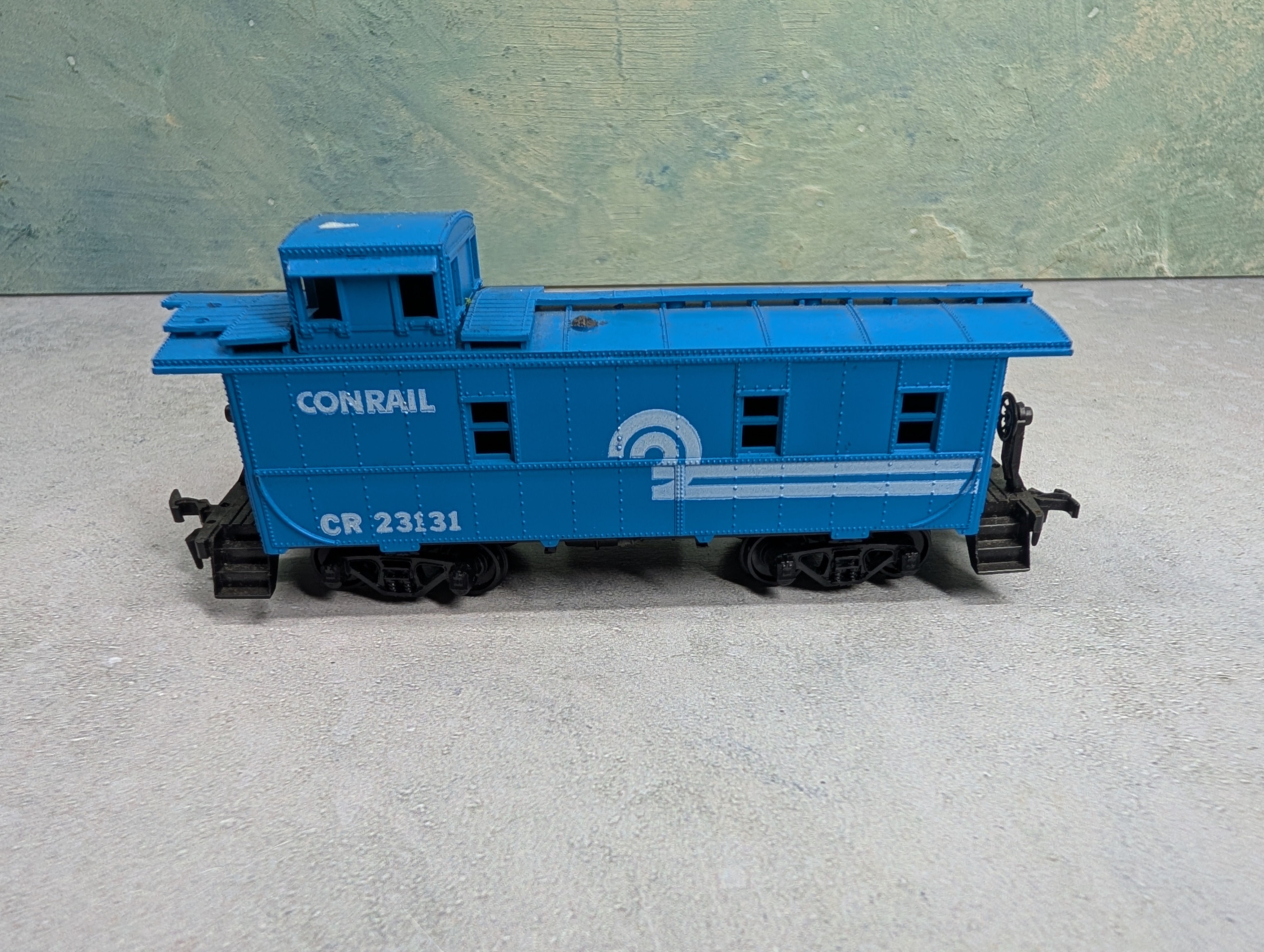 USED Athearn HO Scale Caboose Conrail CR #23131