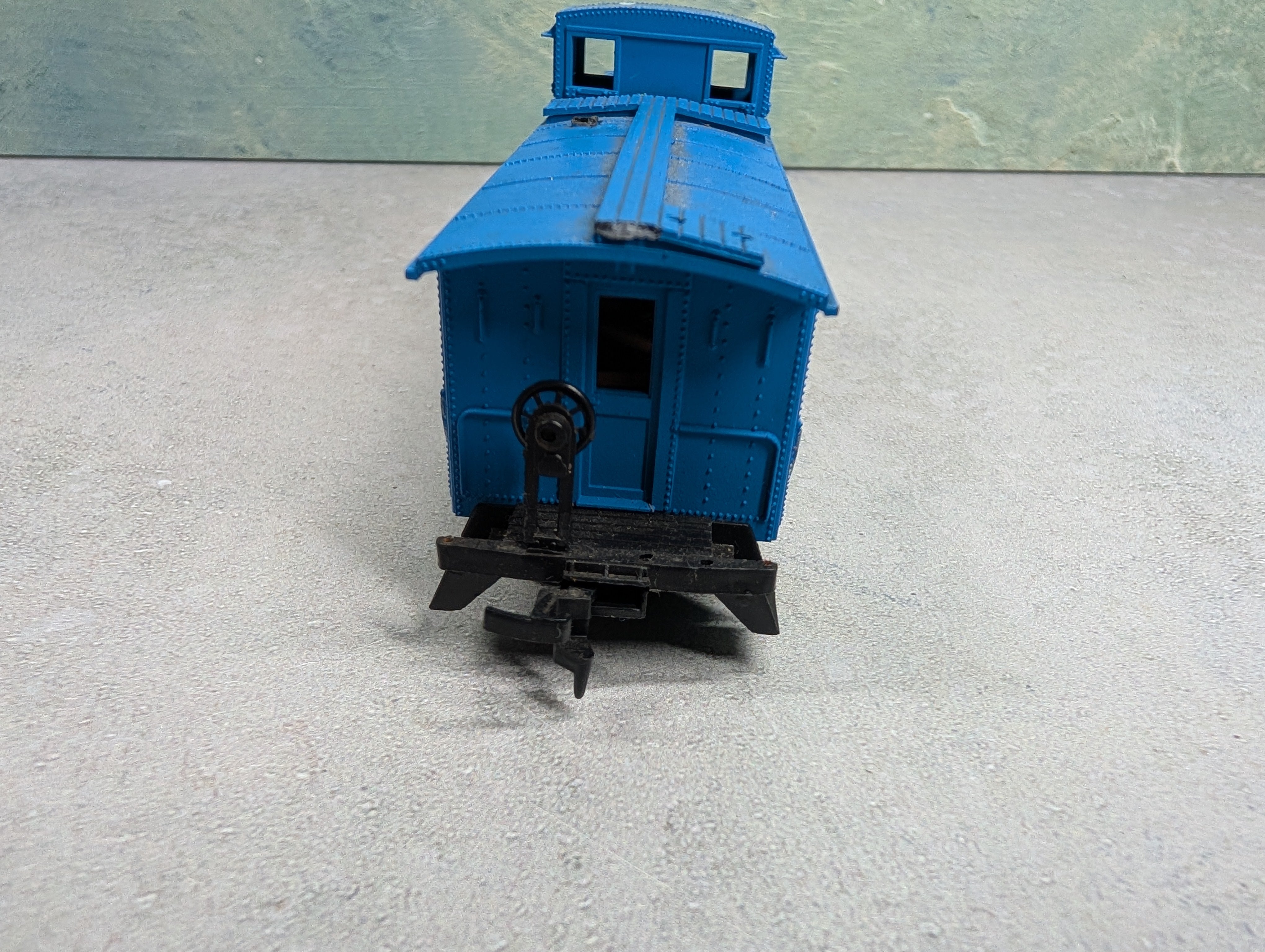 USED Athearn HO Scale Caboose Conrail CR #23131