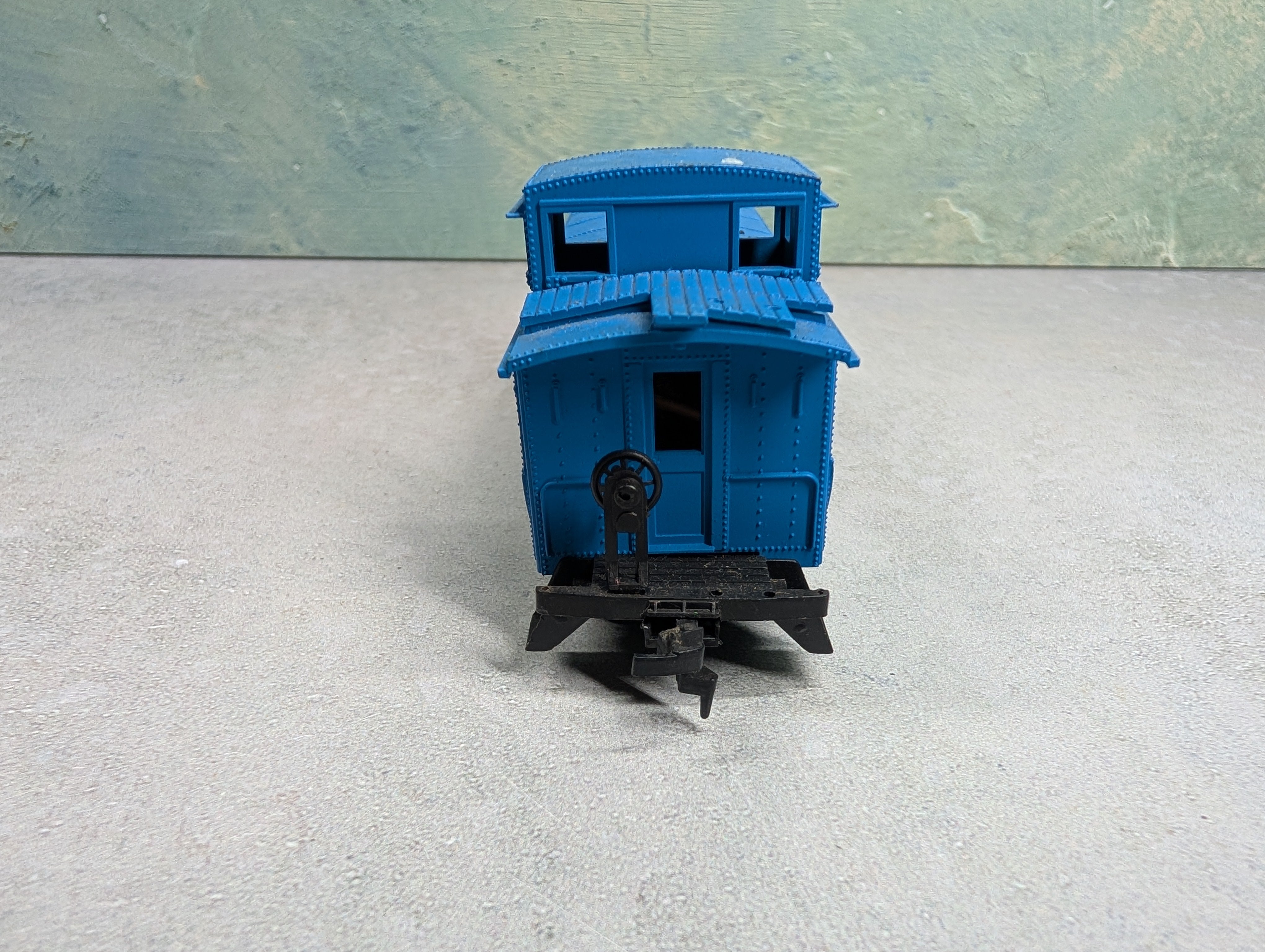 USED Athearn HO Scale Caboose Conrail CR #23131
